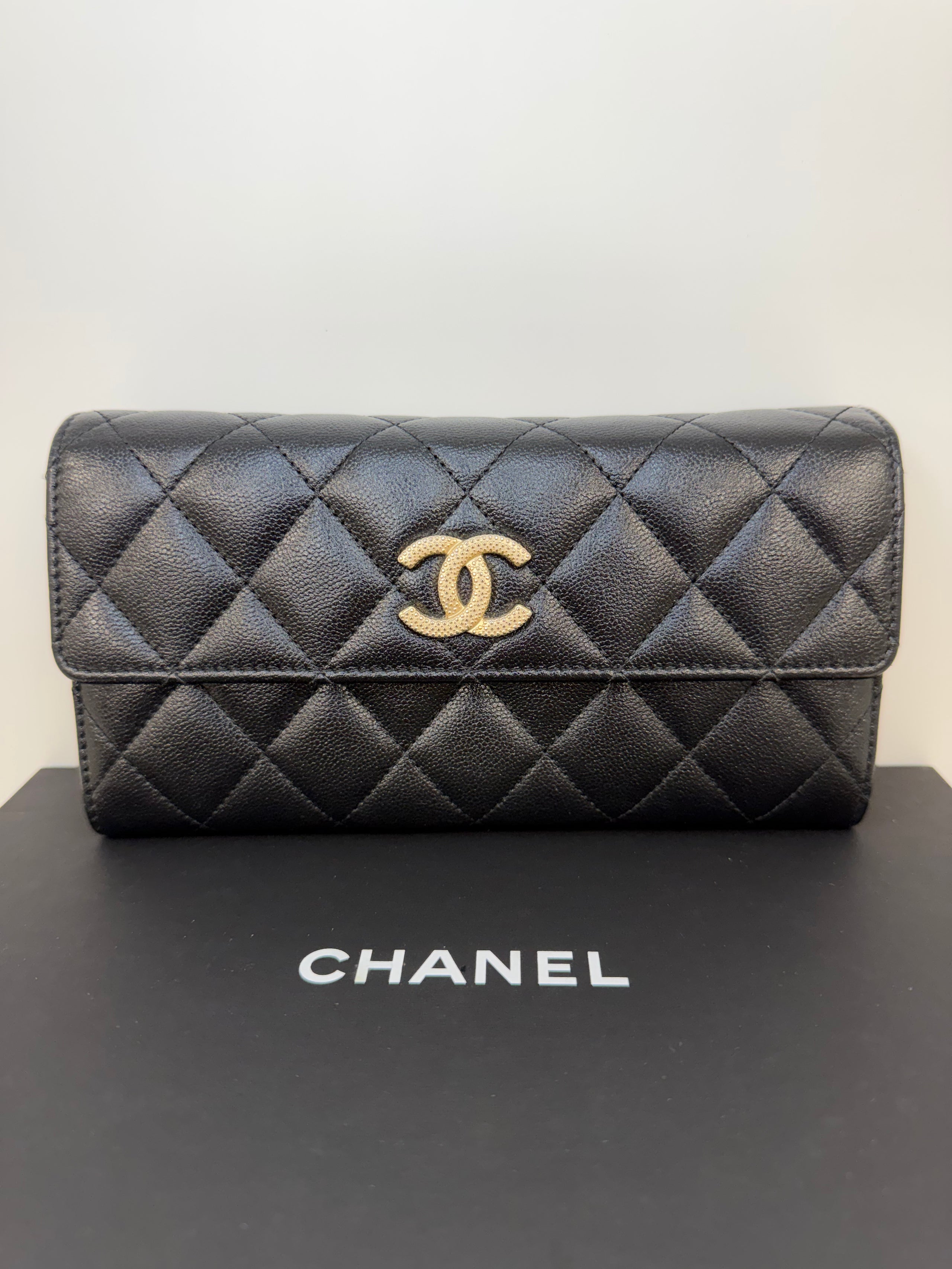 Woman’s Shoes, Shawls, Small Leather Goods