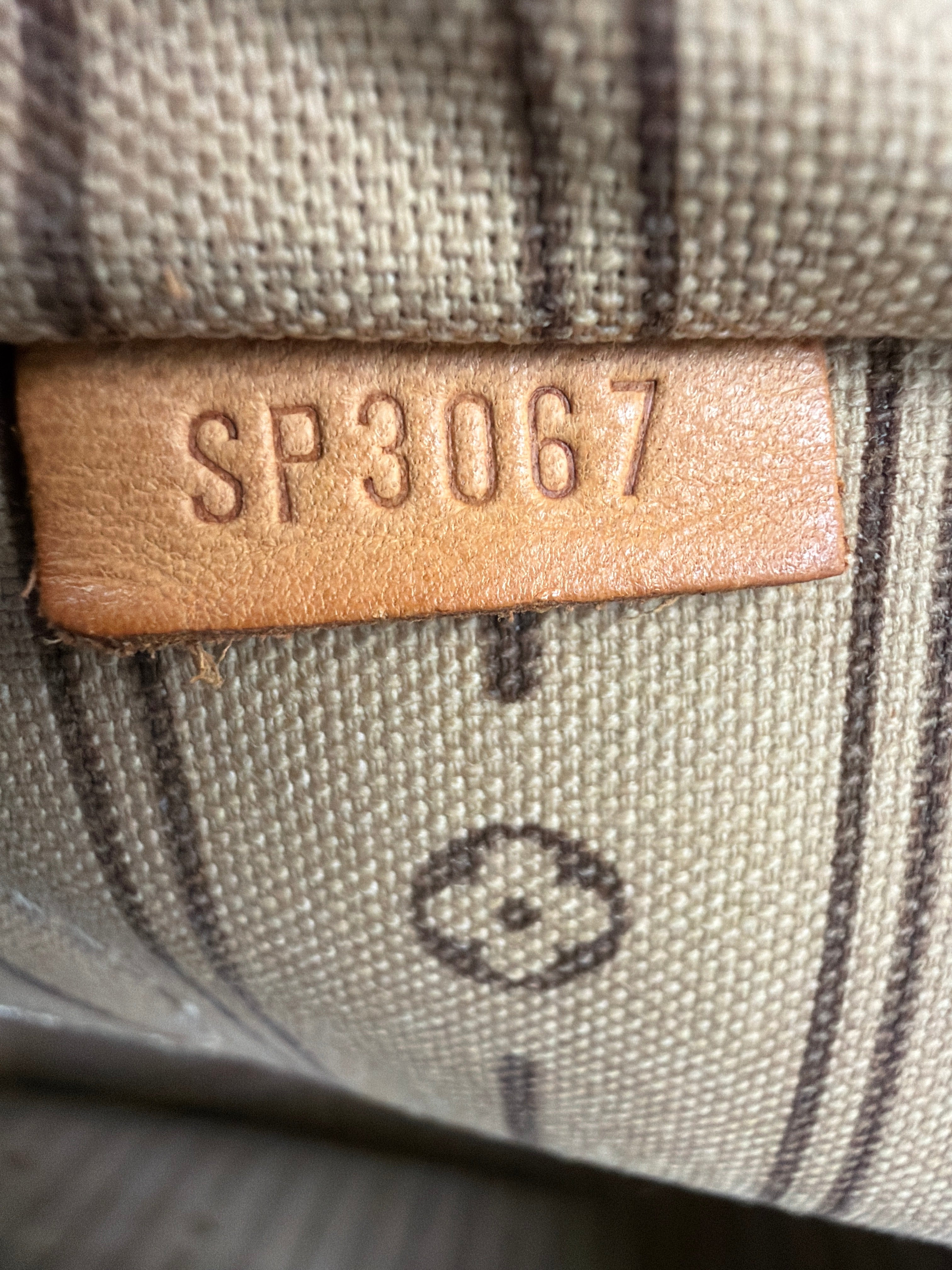 Louis Vuitton Neverfull Monogram GM
