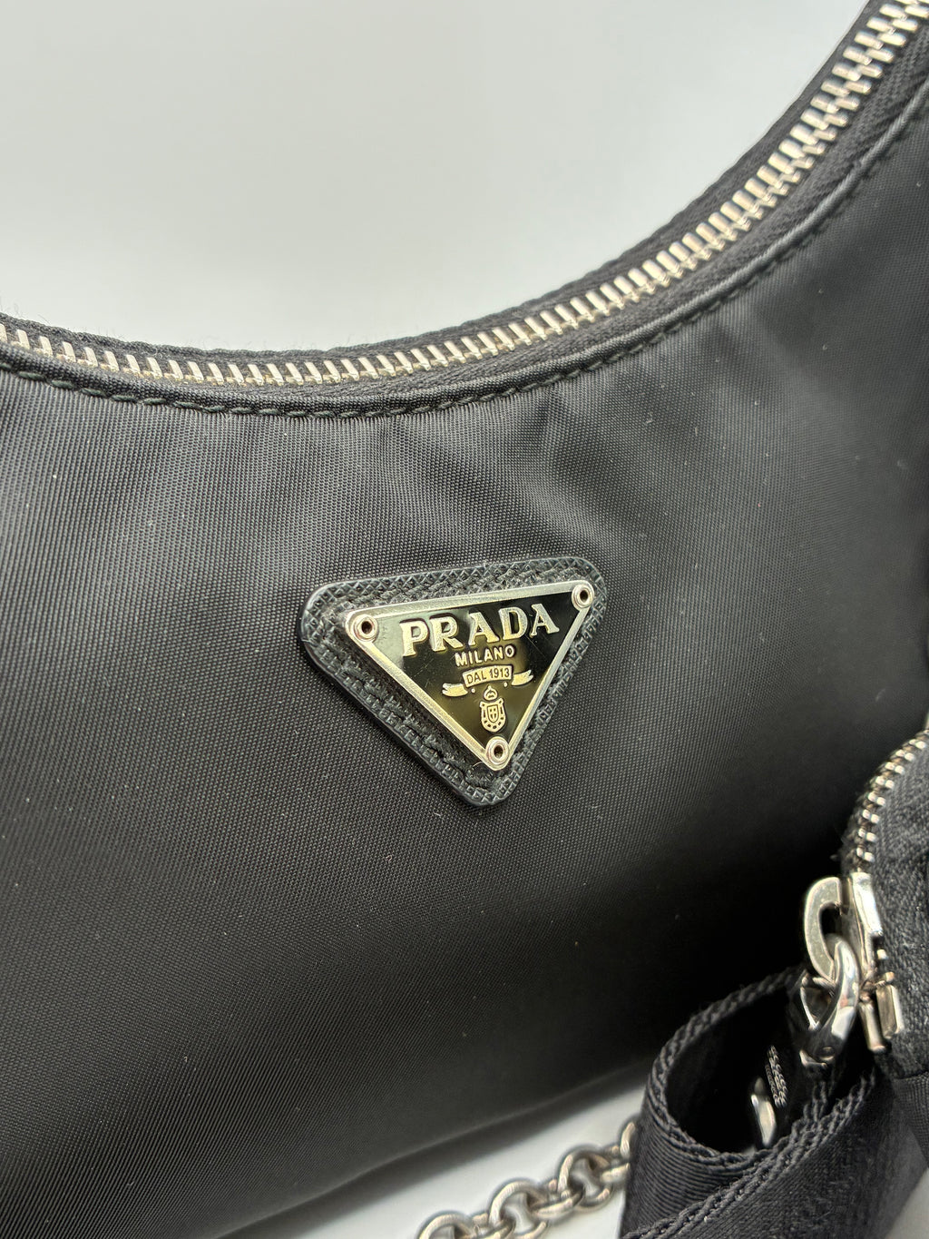 Prada Re-Edition 2005 Black - Like New