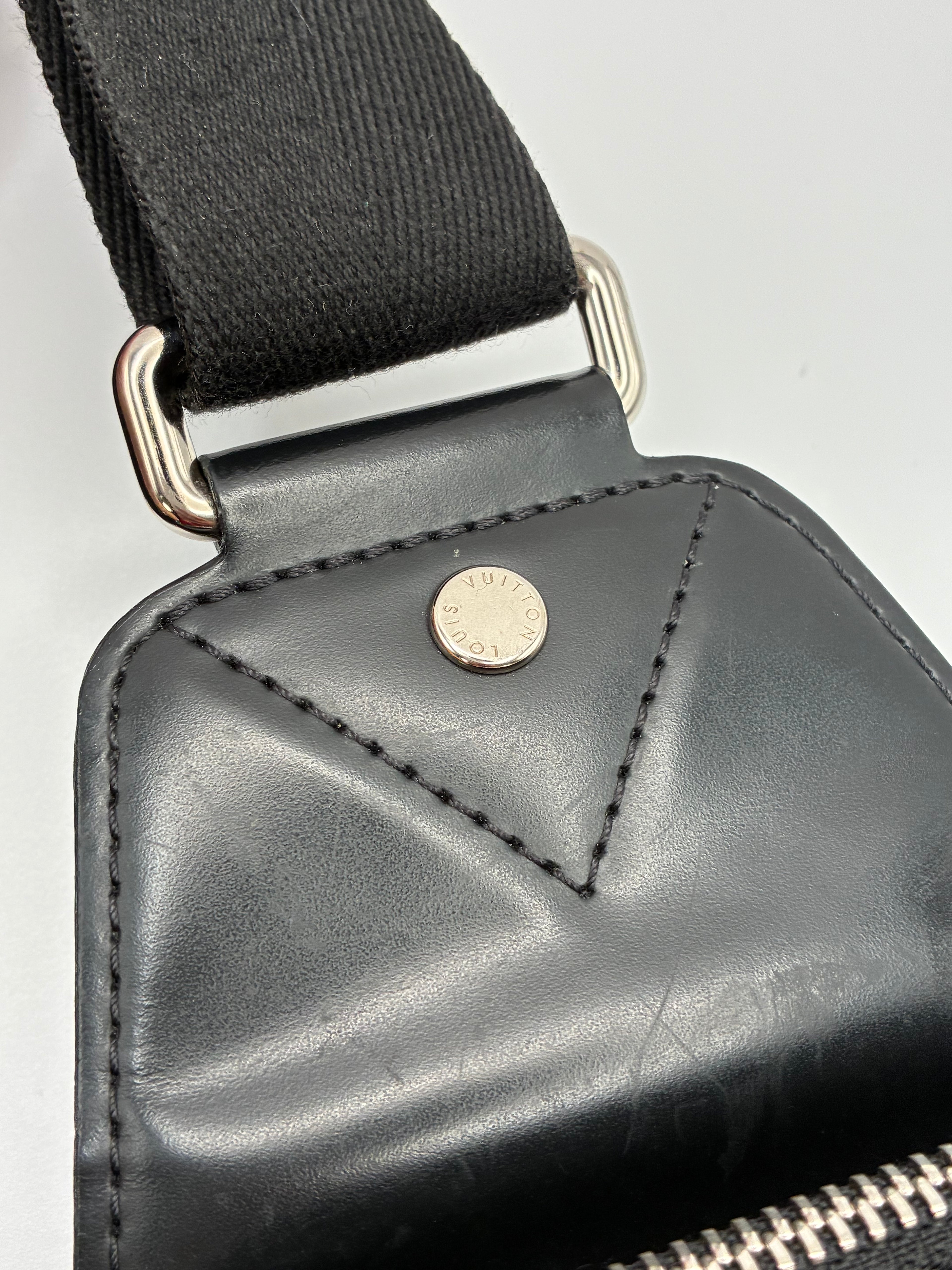 Louis Vuitton Slingbag Damier Graphite