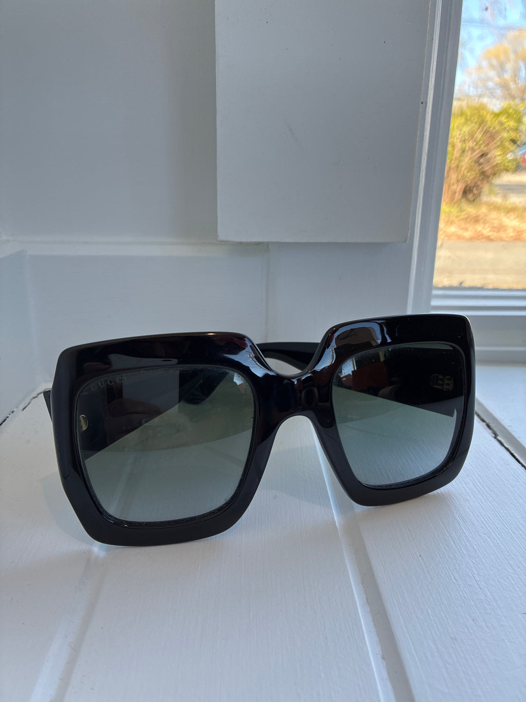 Gucci GG0053SN GG Interlocking Logo Square Sunglasses