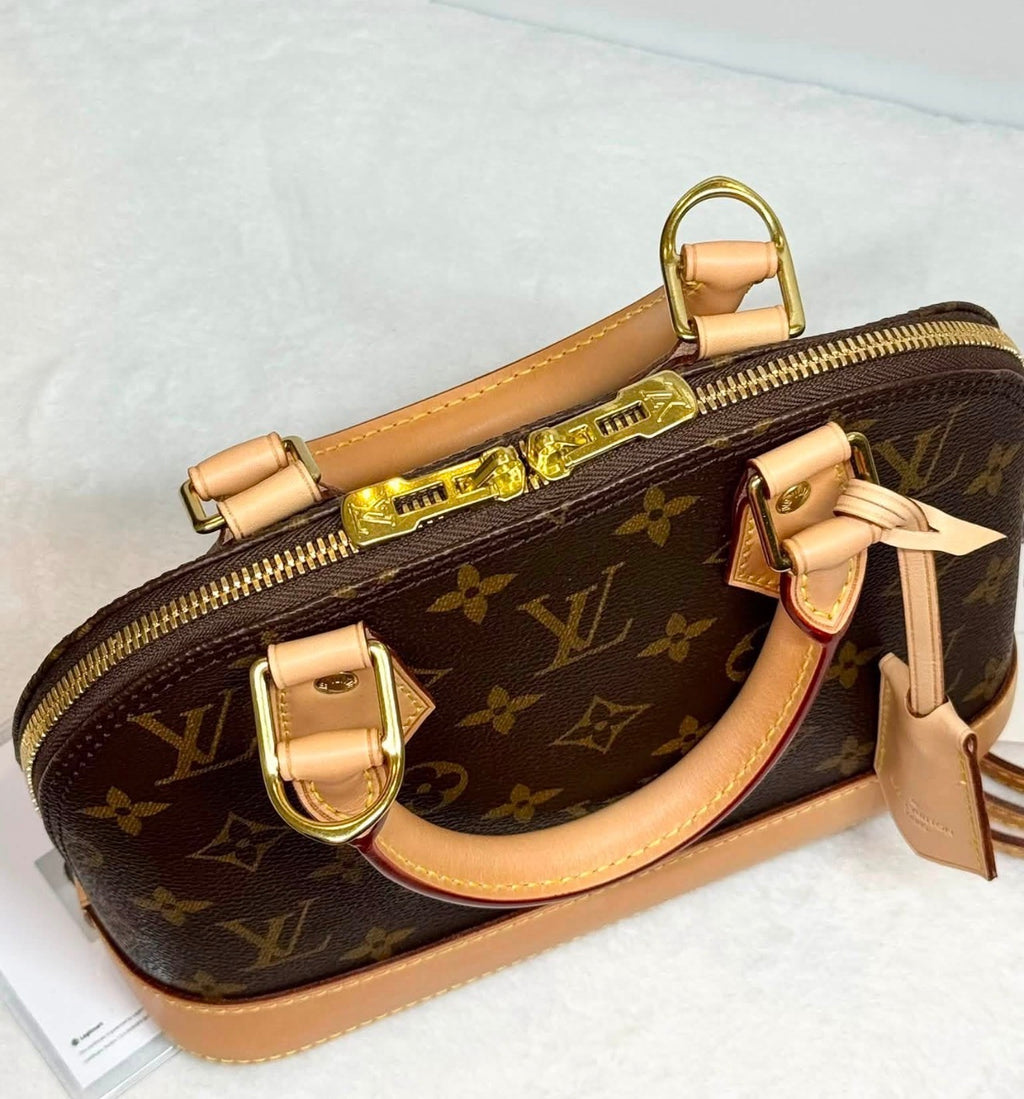 Louis Vuitton Alma BB - Like New