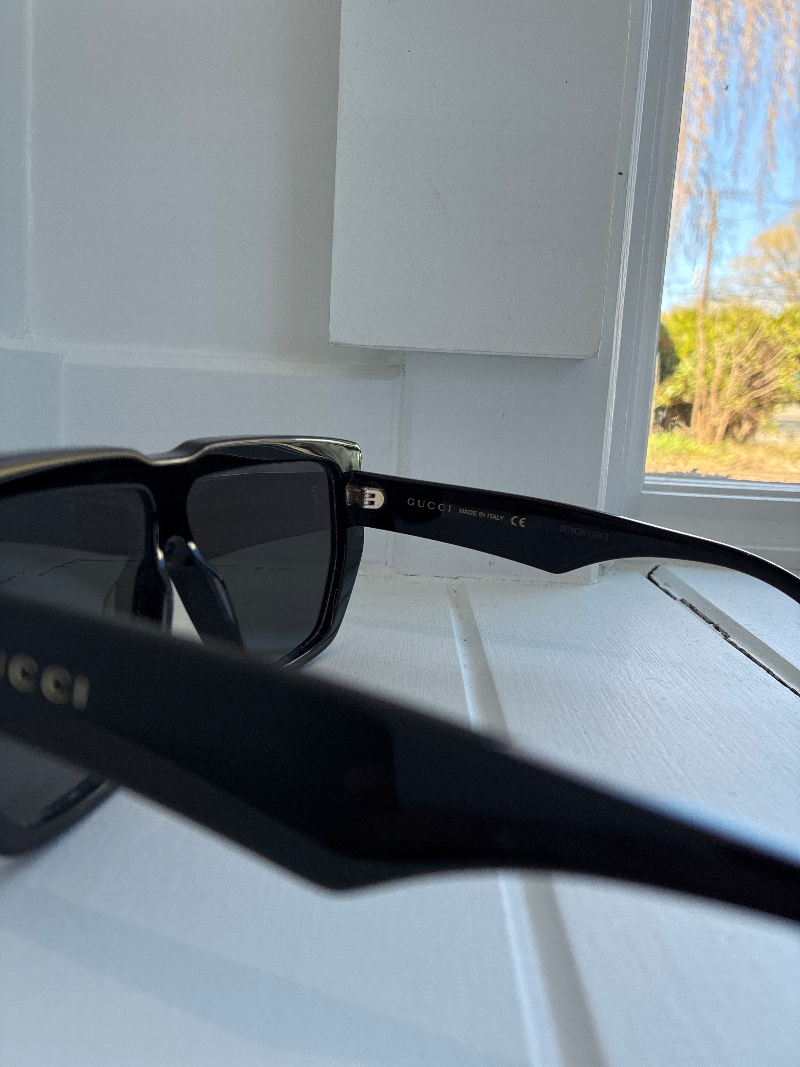 Oversized Sunglasses - Gucci GG0997S 002