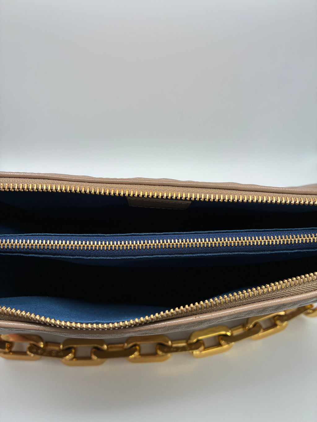 Louis Vuitton Coussin MM