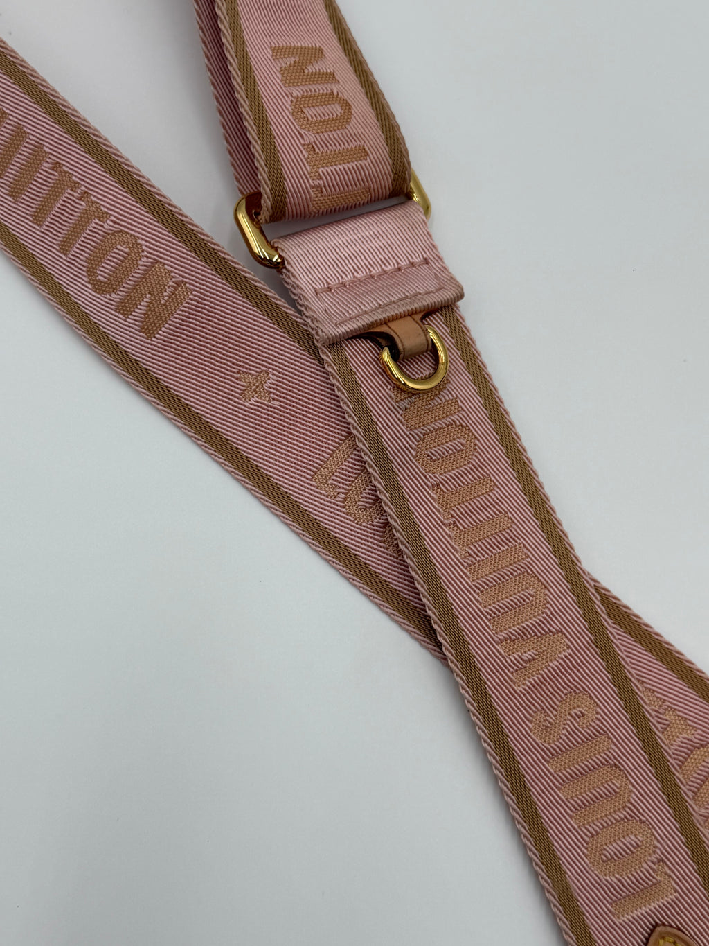 Louis Vuitton Multi Pochette Accessories - Pink Strap