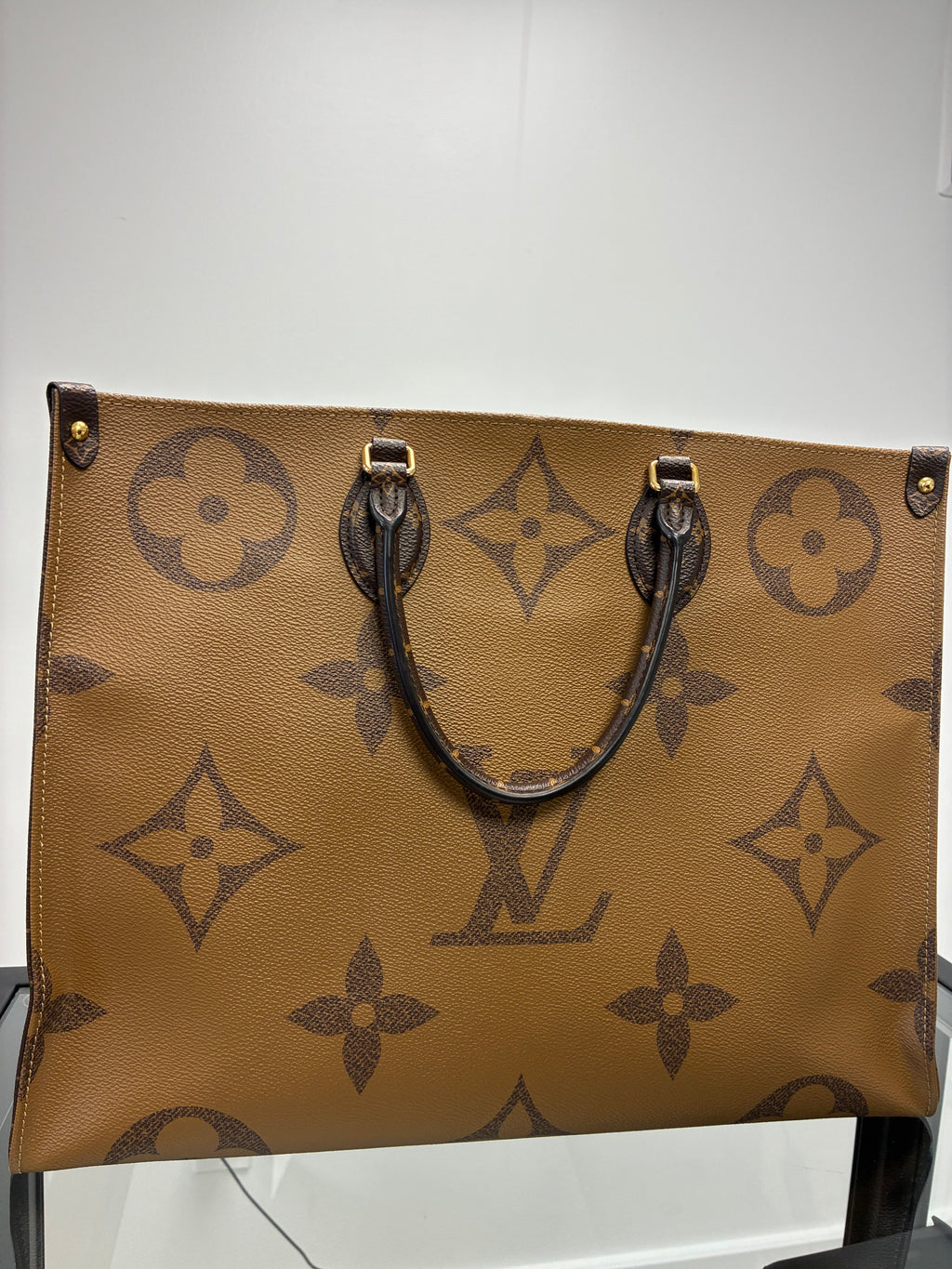 Louis Vuitton OnTheGo GM