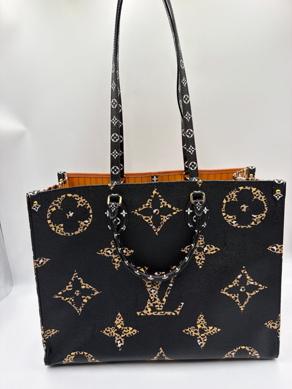 Louis Vuitton Giant Jungle Monogram OnTheGo GM tote bag