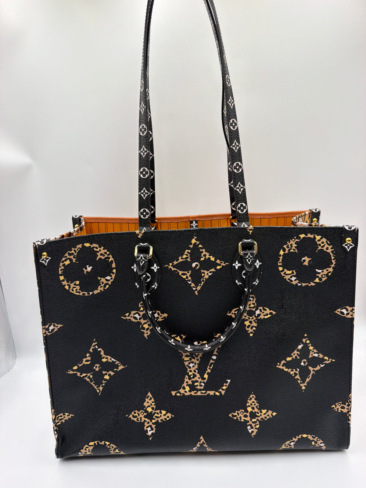 Louis Vuitton Giant Jungle Monogram OnTheGo GM tote bag
