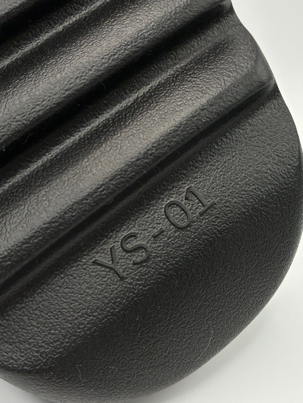 YZY YS-01 Slides Black