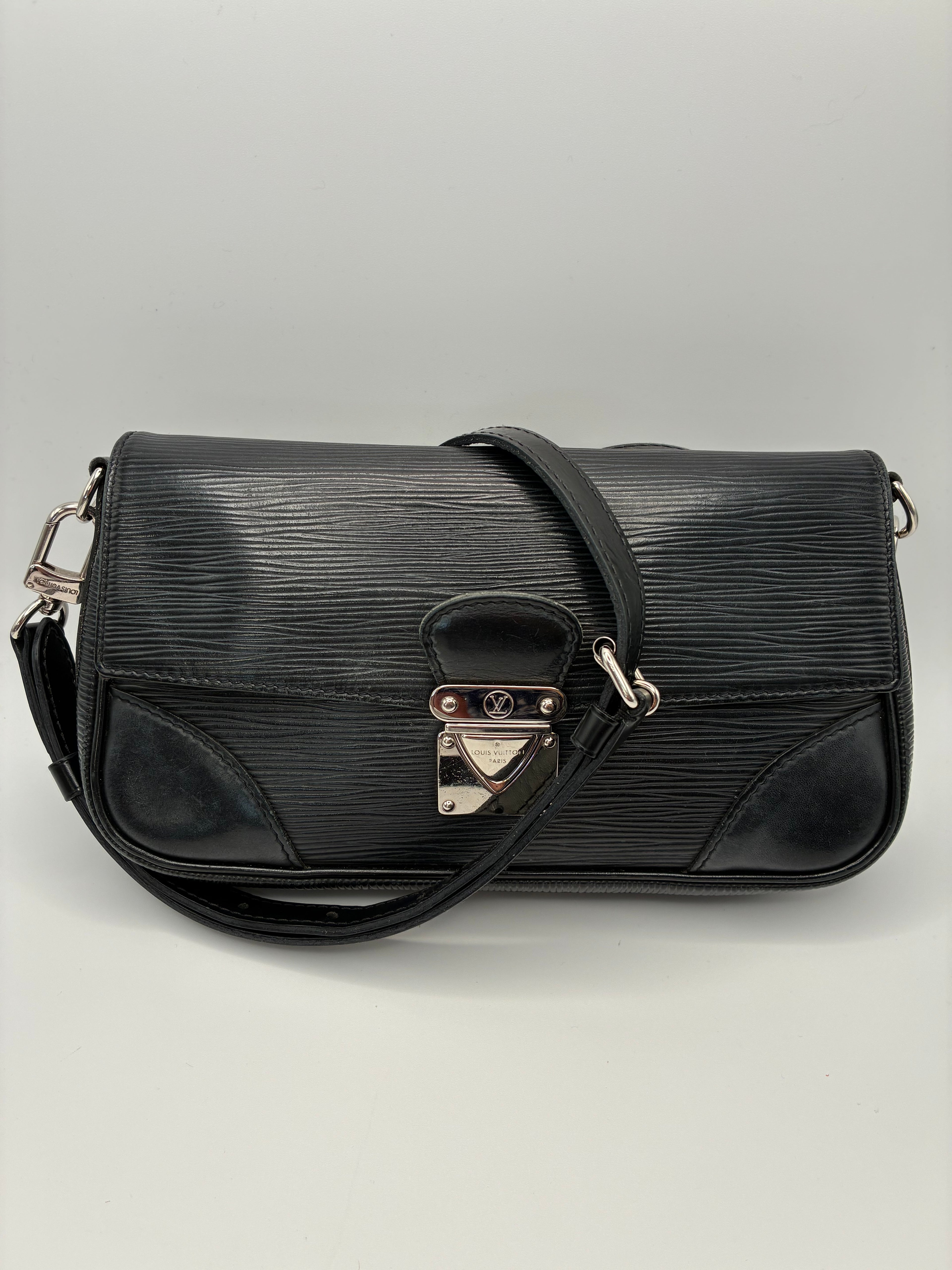Louis Vuitton Epi Segur Pochette