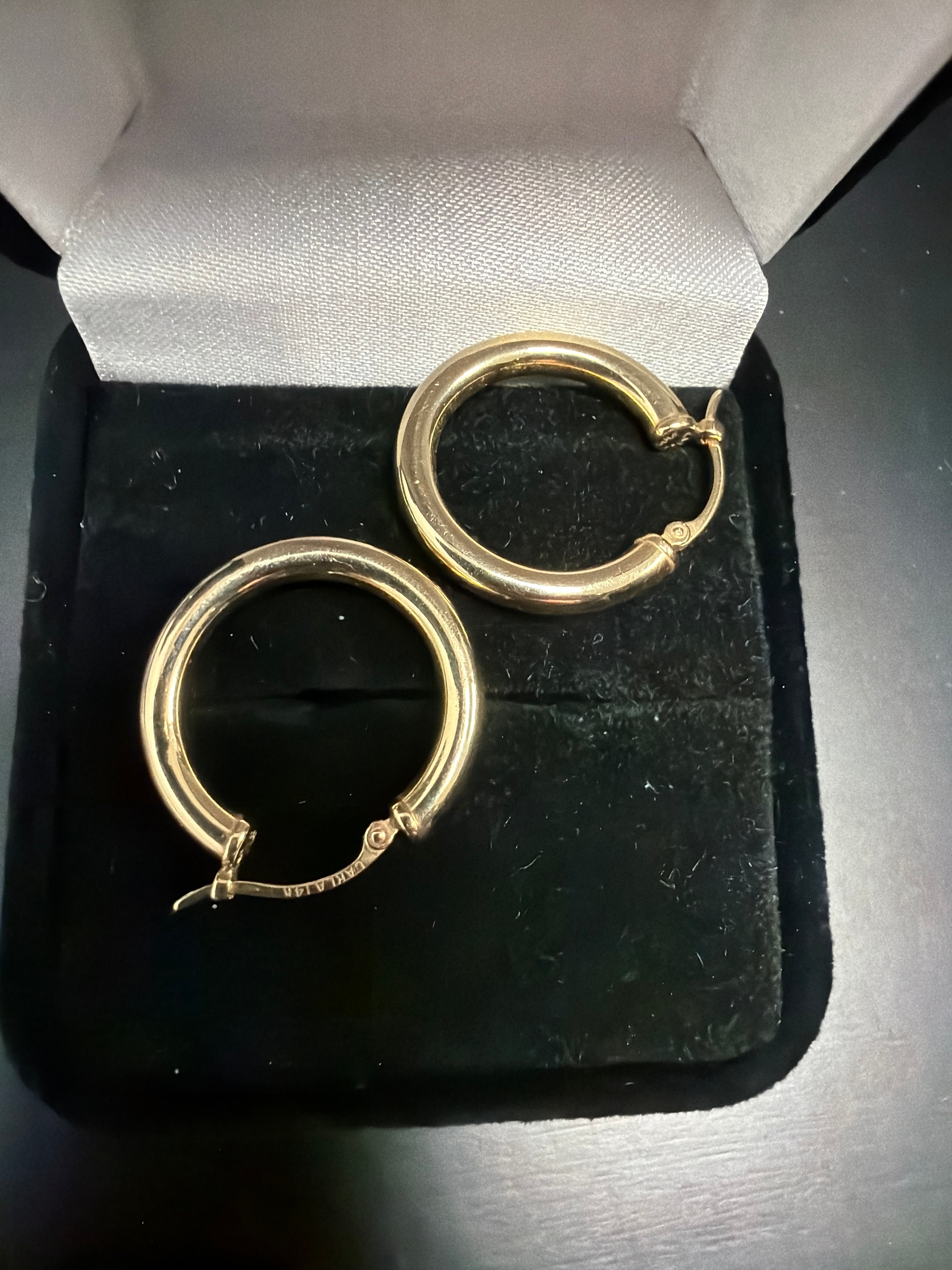 Hoop earrings  14KT