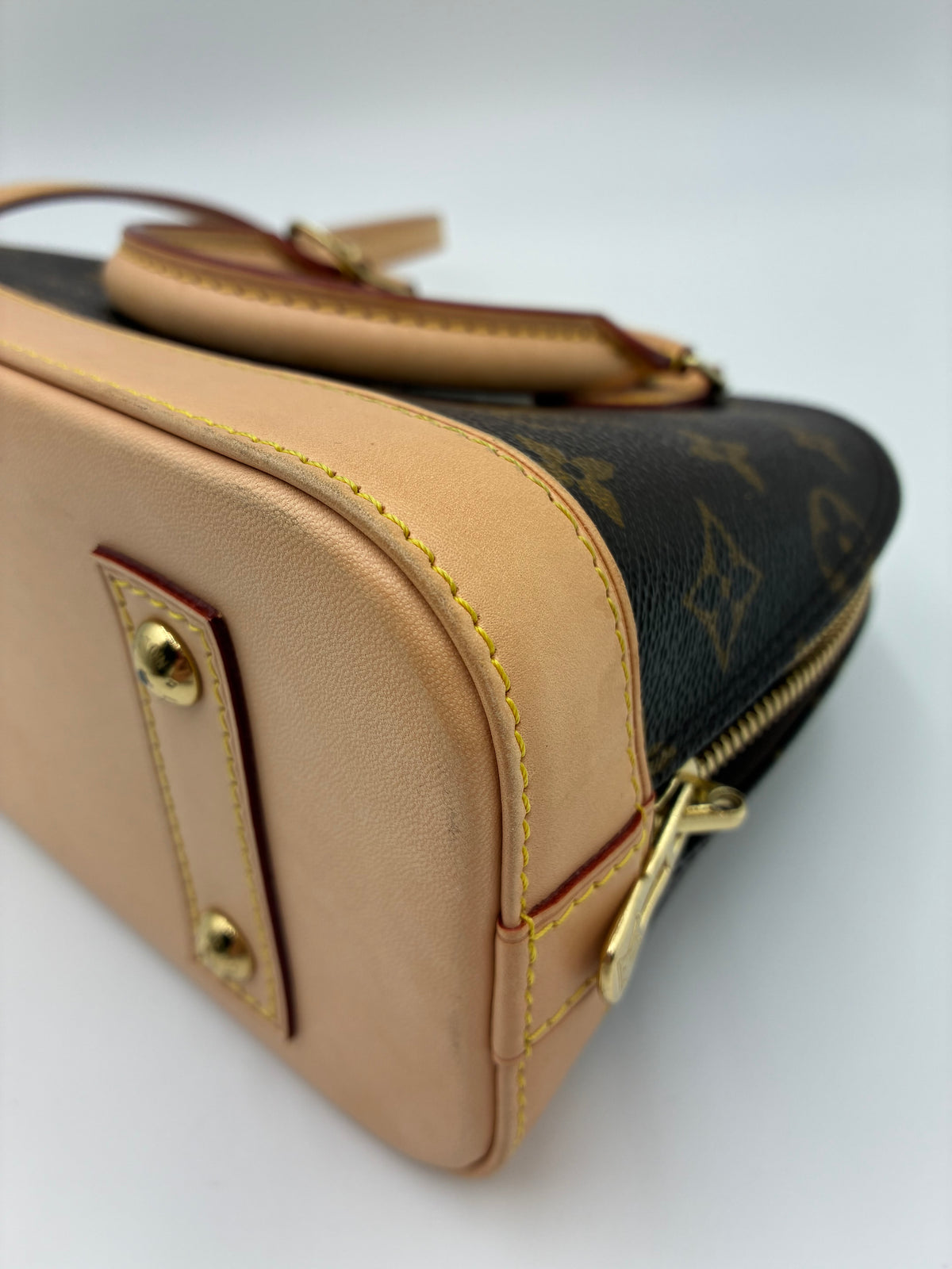 Louis Vuitton Alma BB Monogram Canvas