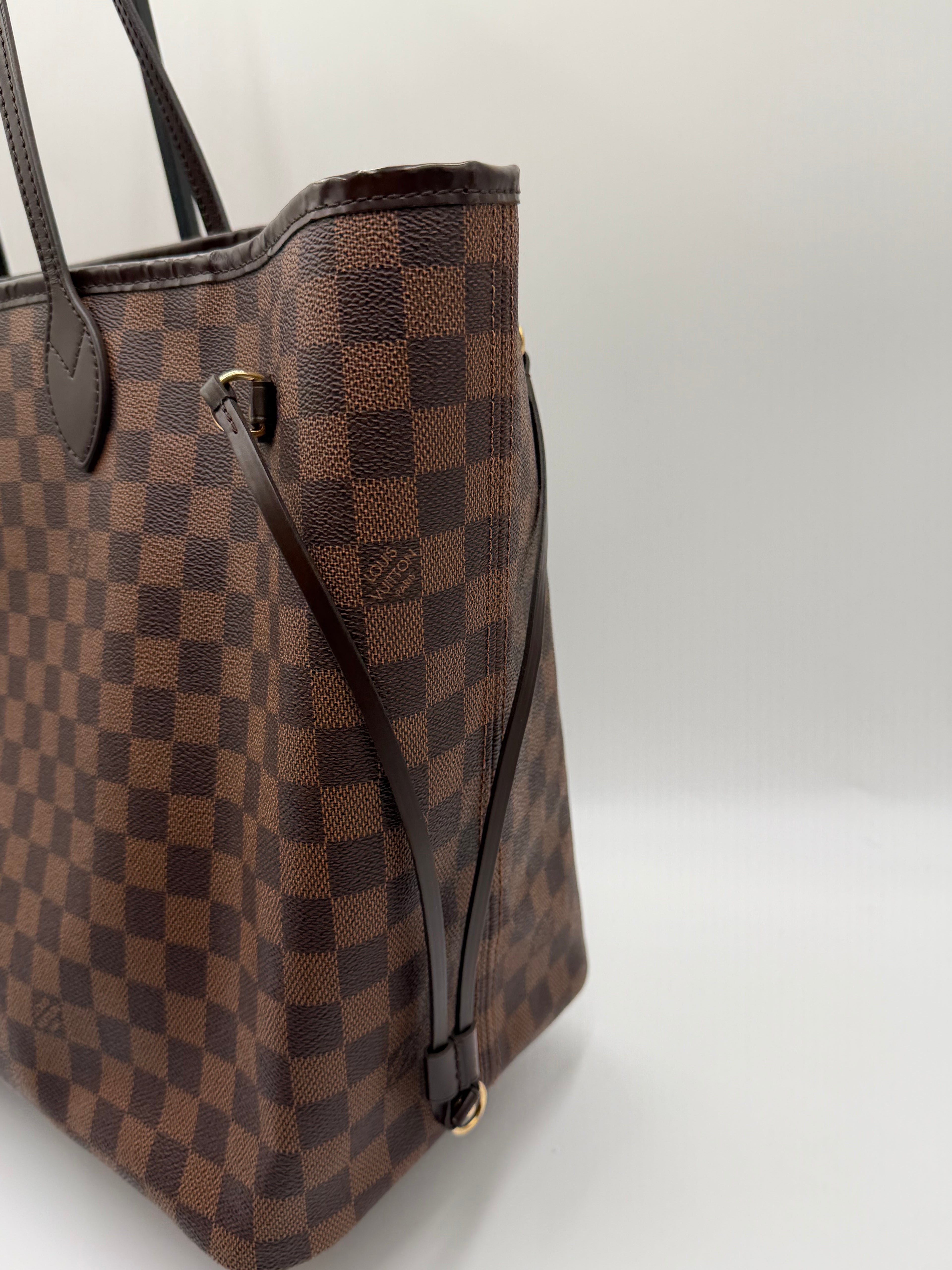 Louis Vuitton Neverfull GM Damier - Red Interior with pouch