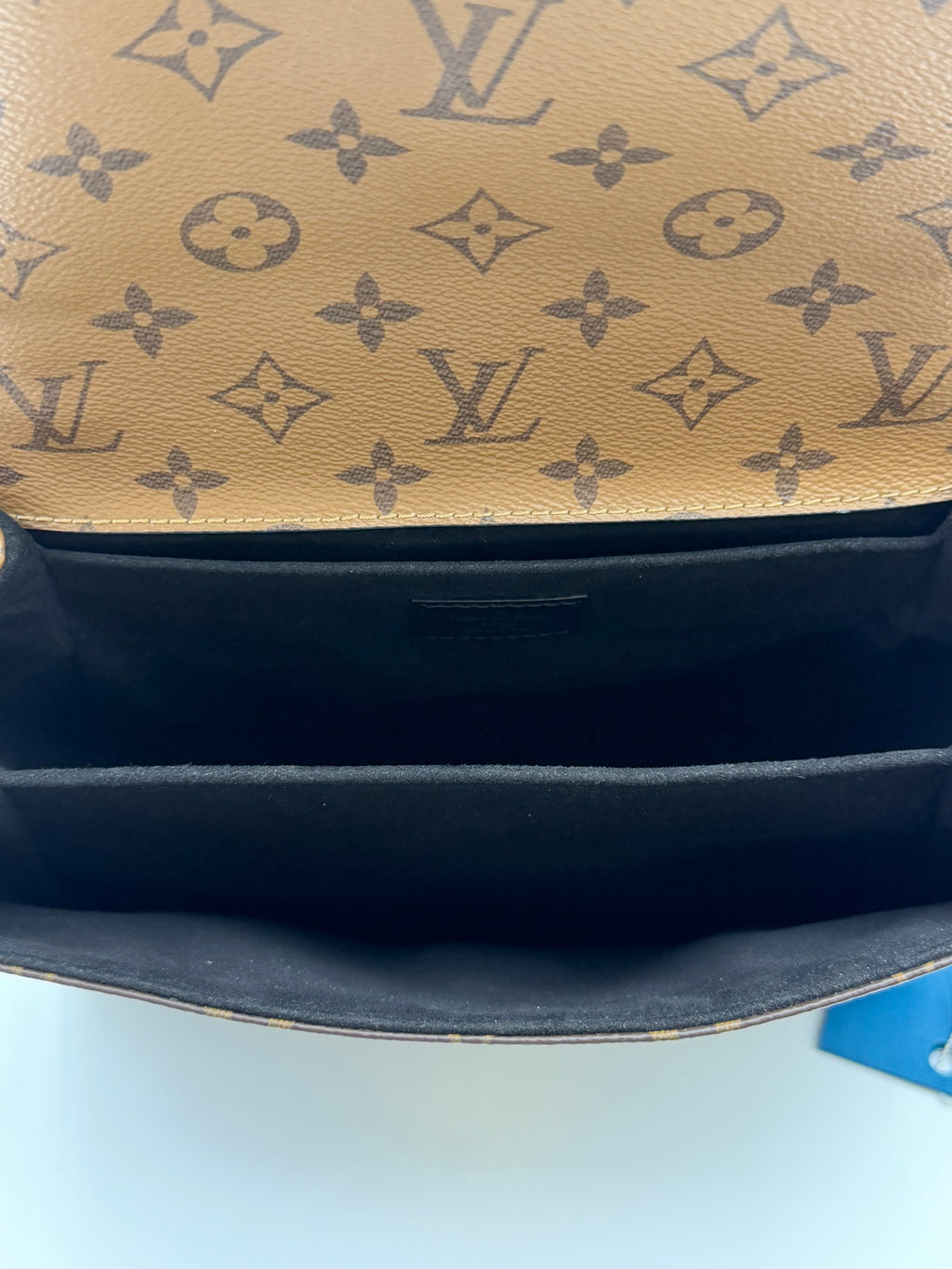 Louis Vuitton Pochette Métis Reverse Monogram