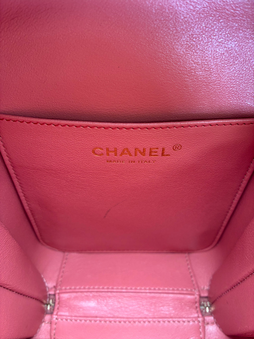 Chanel Caviar Quilted CC North South Filigree Vanity Case Pink