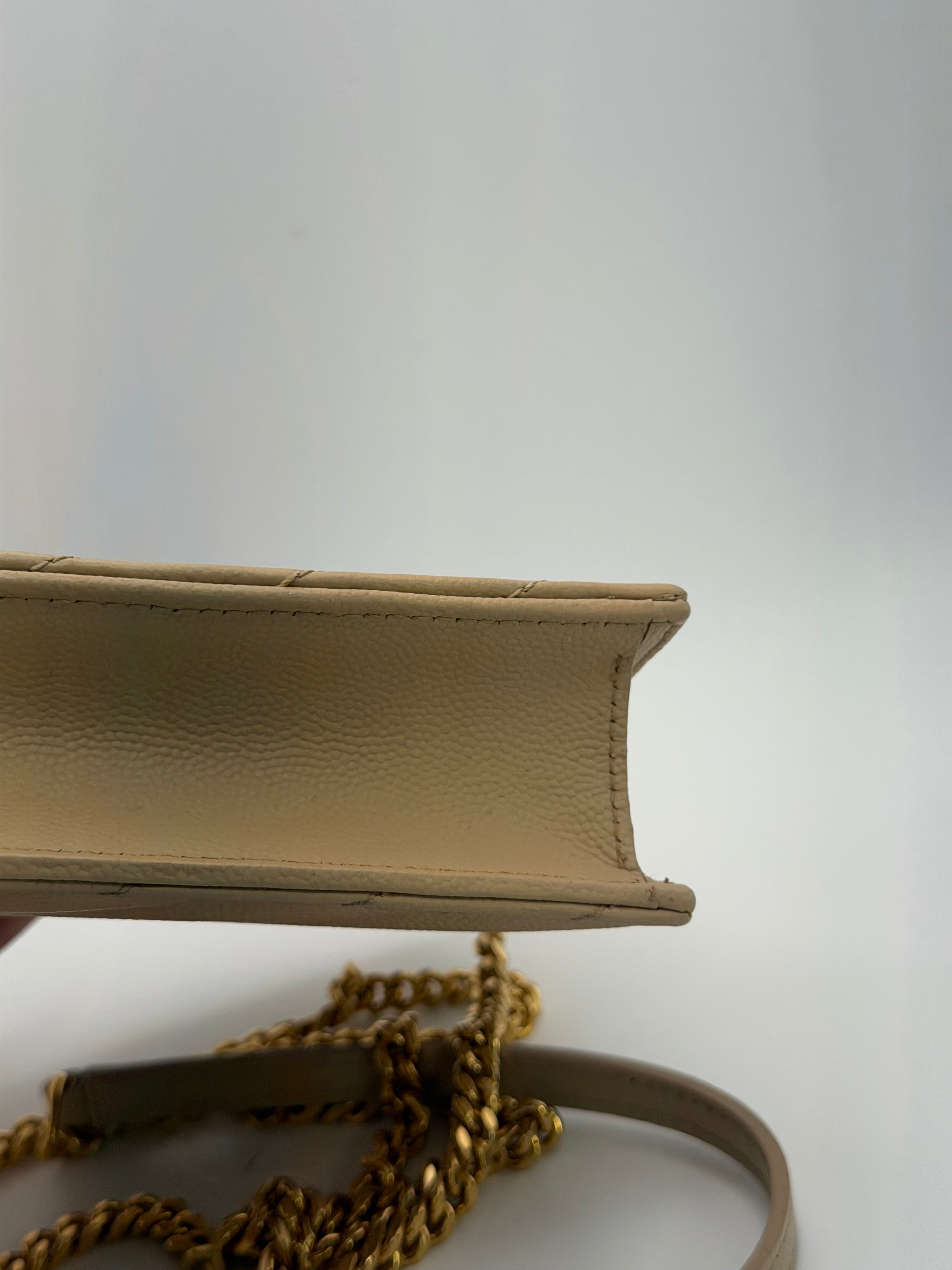 Ysl Saint Laurent Cassandre Envelope Chain Wallet