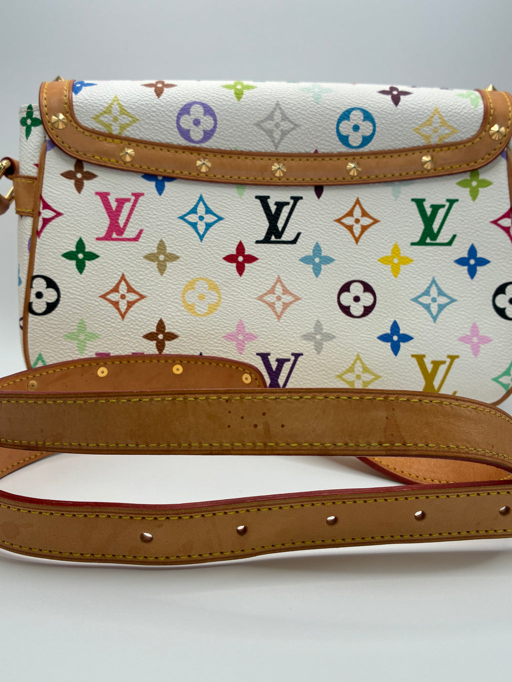 Louis Vuitton Solange