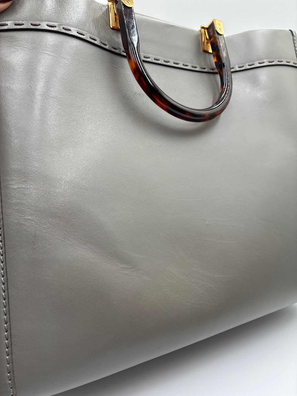 Fendi Vitello King Plexiglass Logo Embossed Medium Fendi Sunshine Shopper Tote Moon