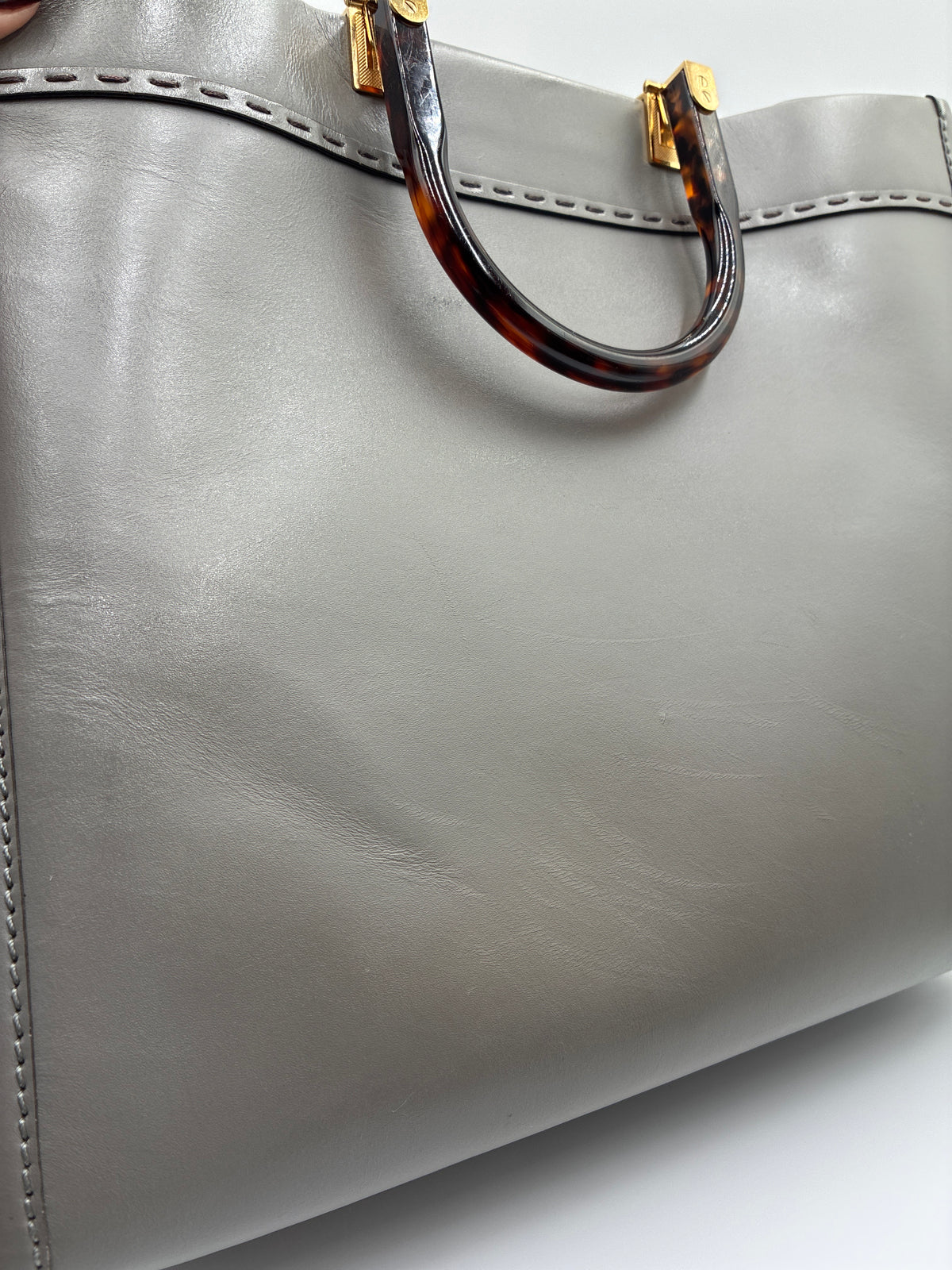 Fendi Vitello King Plexiglass Logo Embossed Medium Fendi Sunshine Shopper Tote Moon