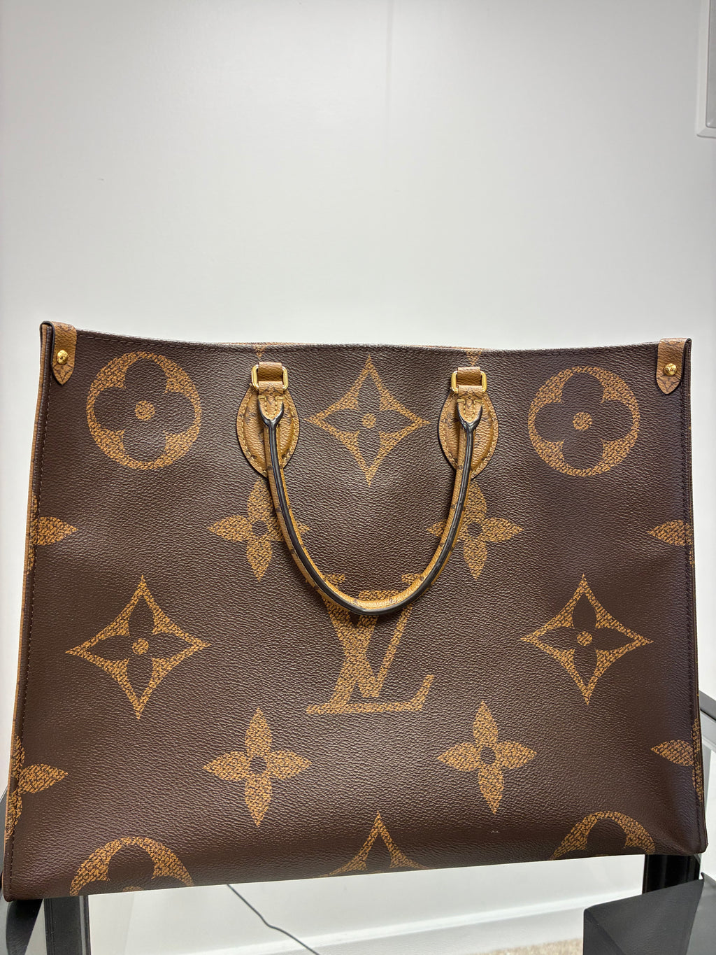 Louis Vuitton OnTheGo GM