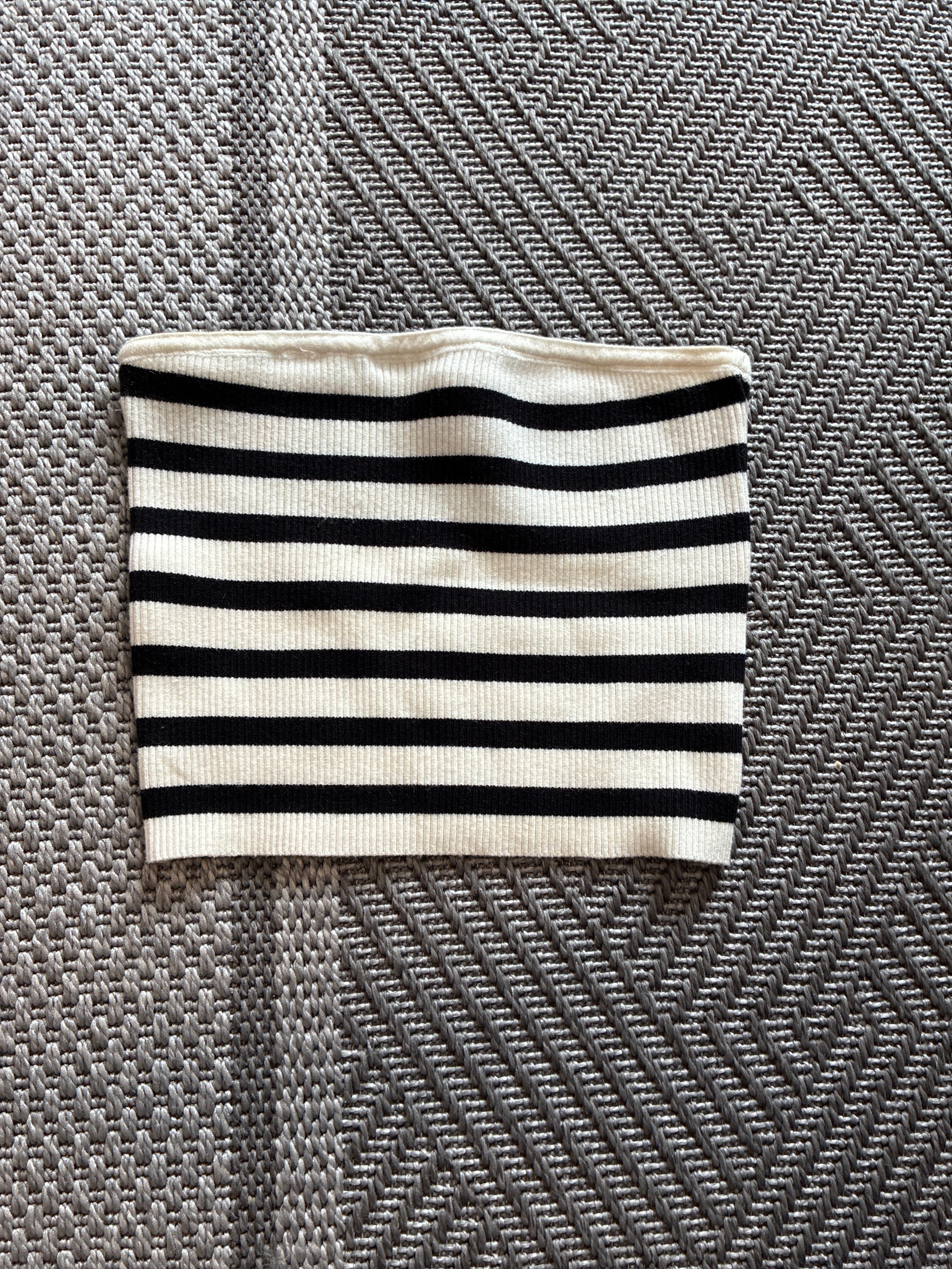 Edikted Tube top