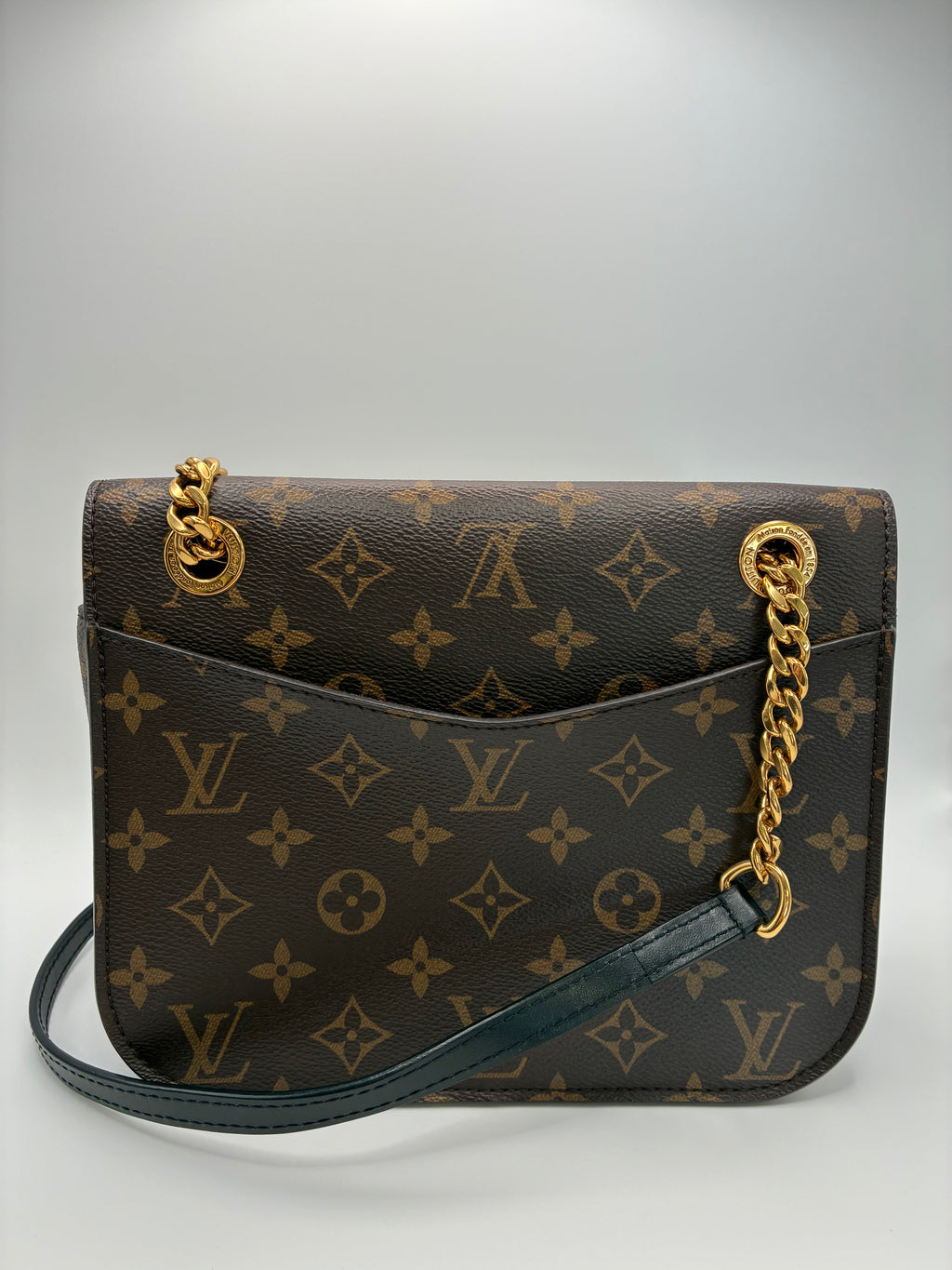 Louis Vuitton Passy