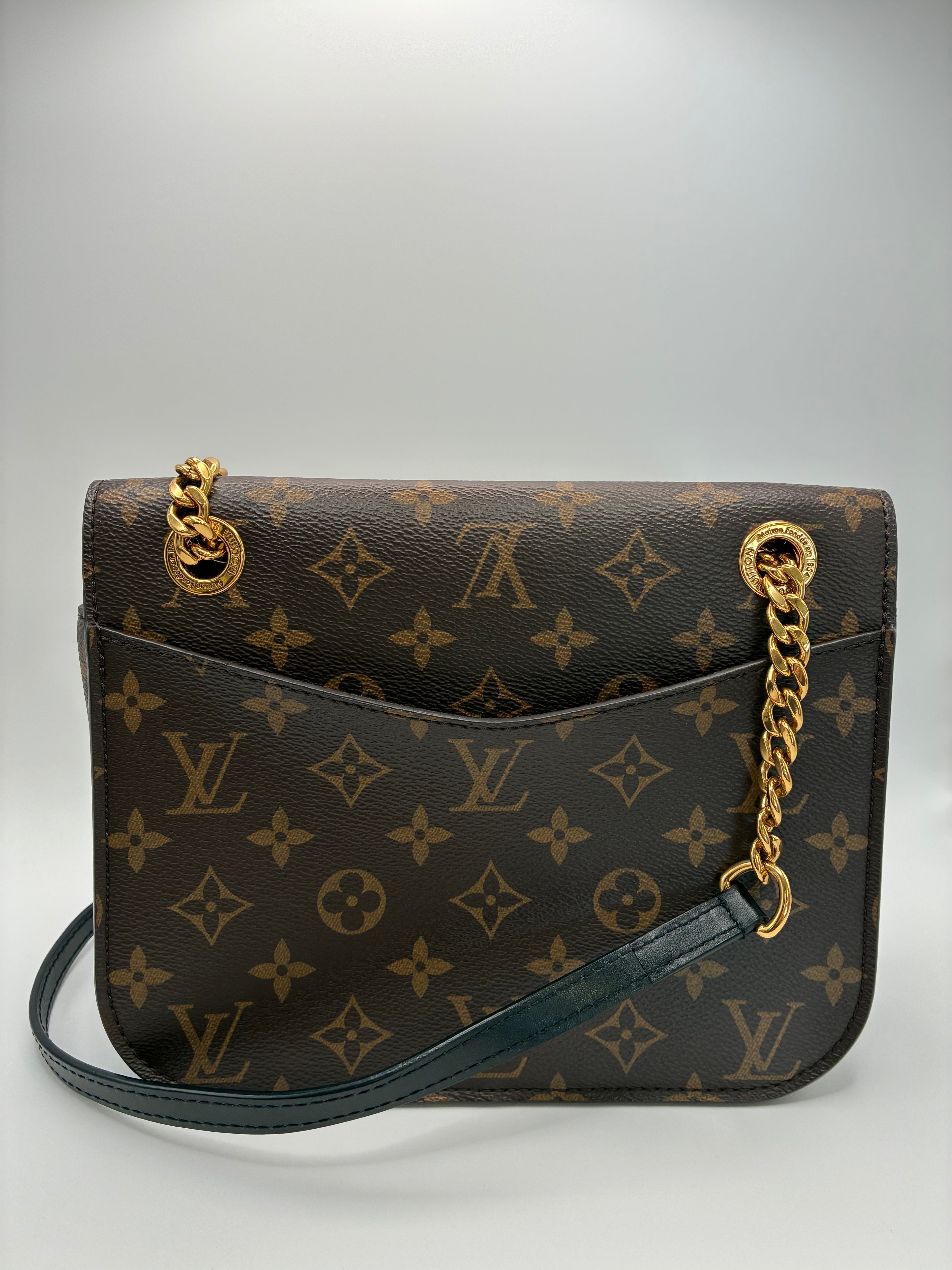 Louis Vuitton Passy