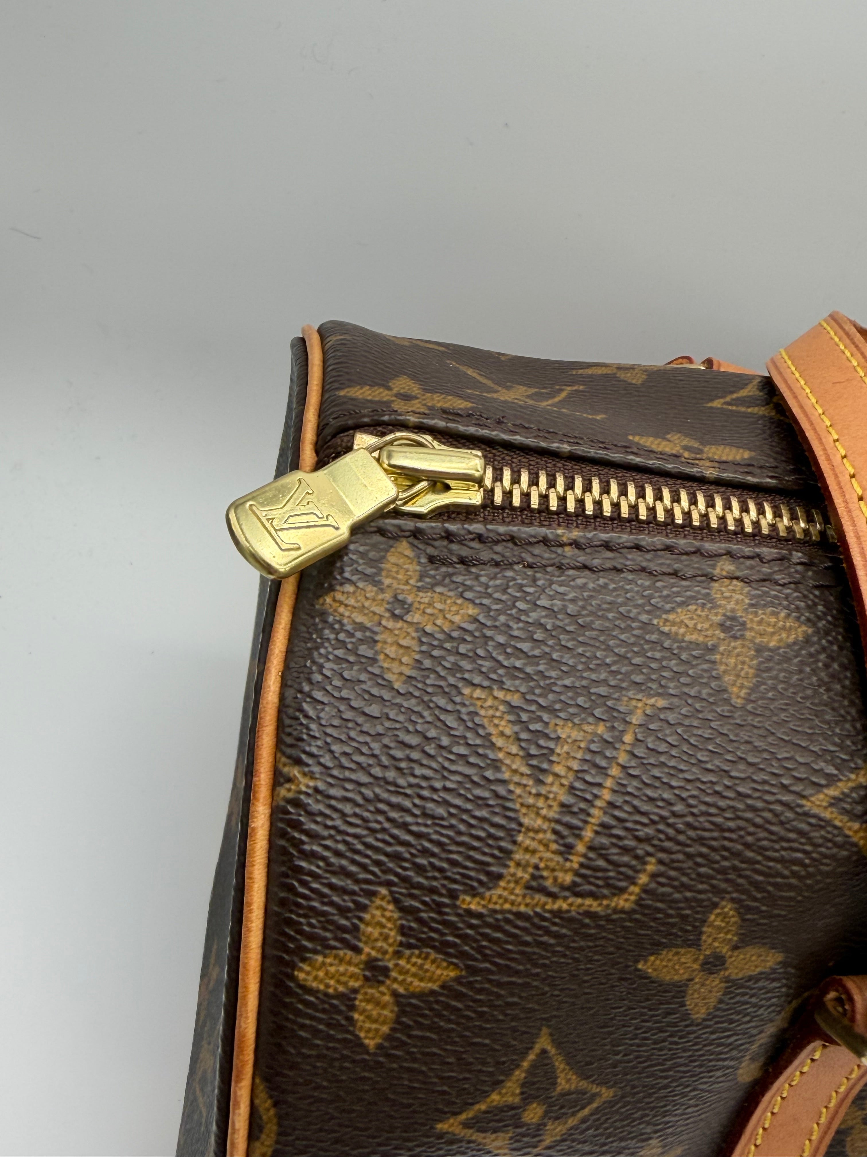Louis Vuitton Papillon 30
Monogram