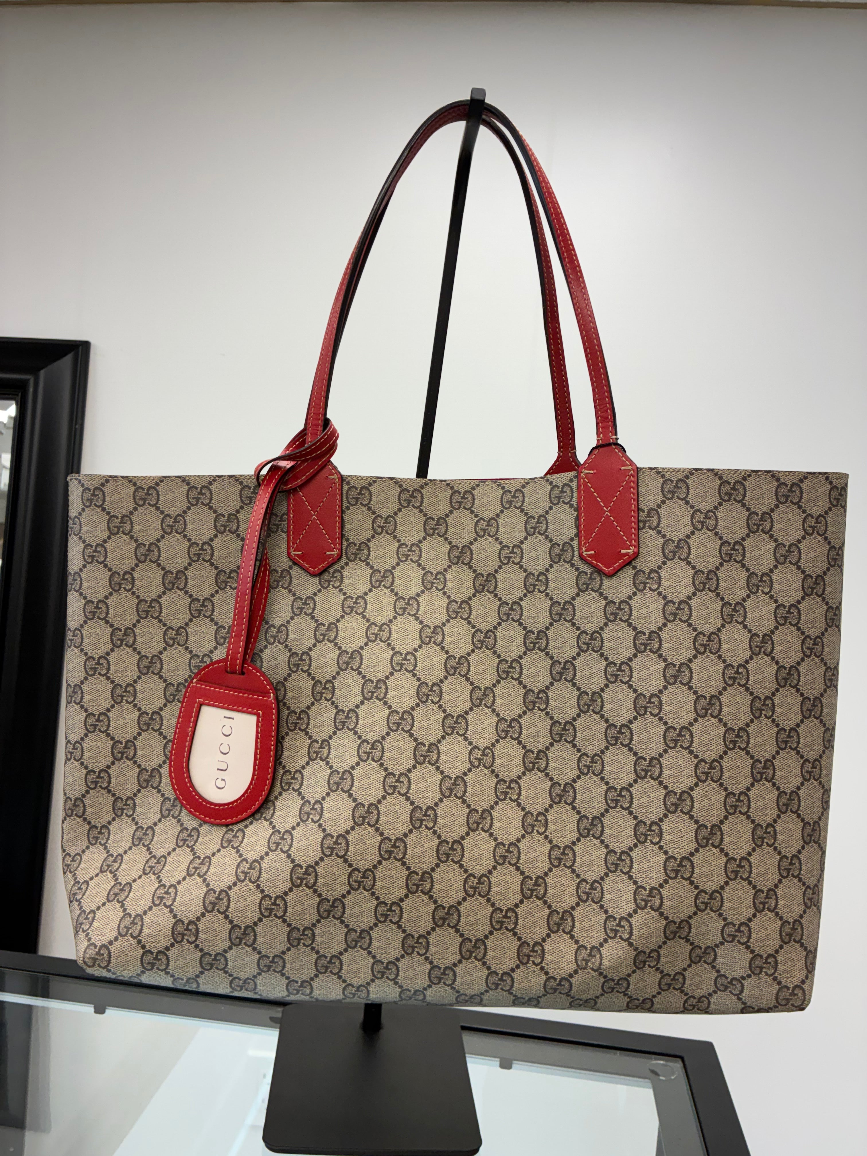 Gucci GG Supreme Reversible Tote Bag