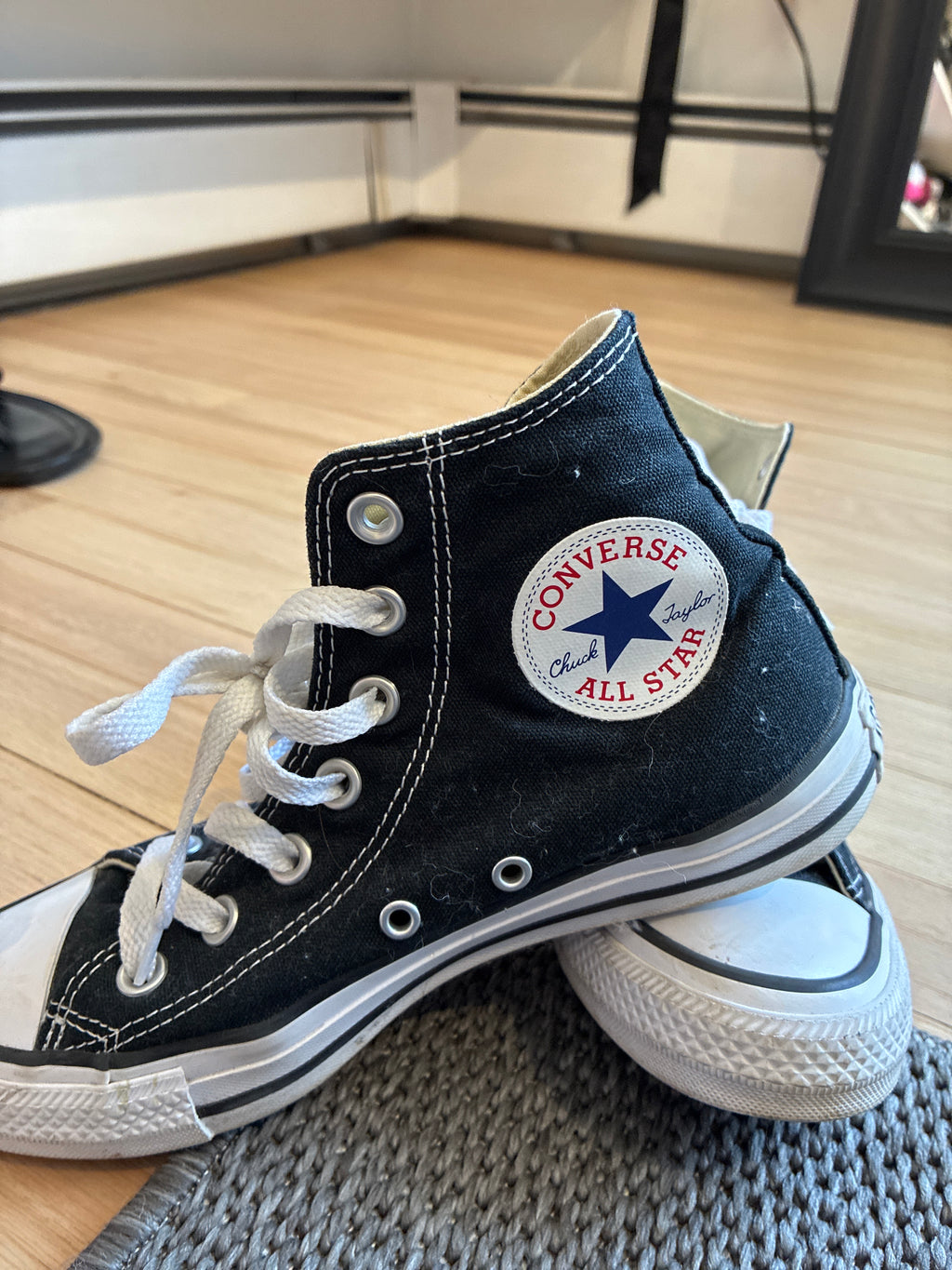 Converse High Tops - Black
