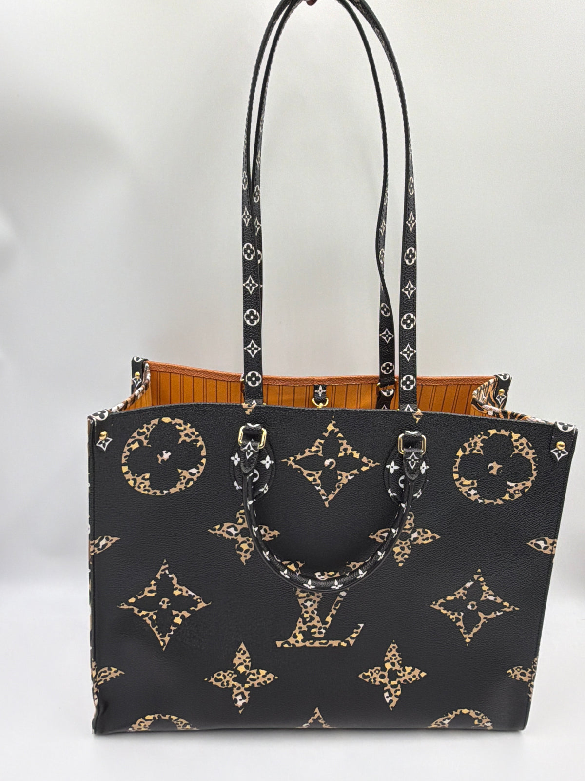 Louis Vuitton Giant Jungle Monogram OnTheGo GM tote bag