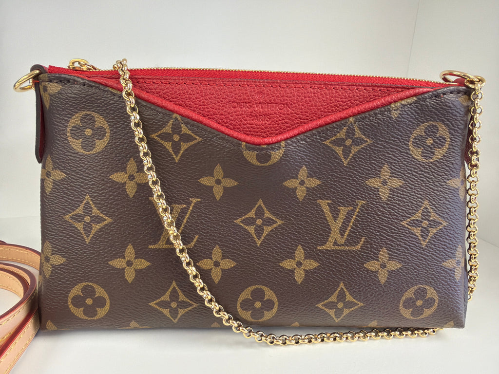 Pallas Clutch mono/ red