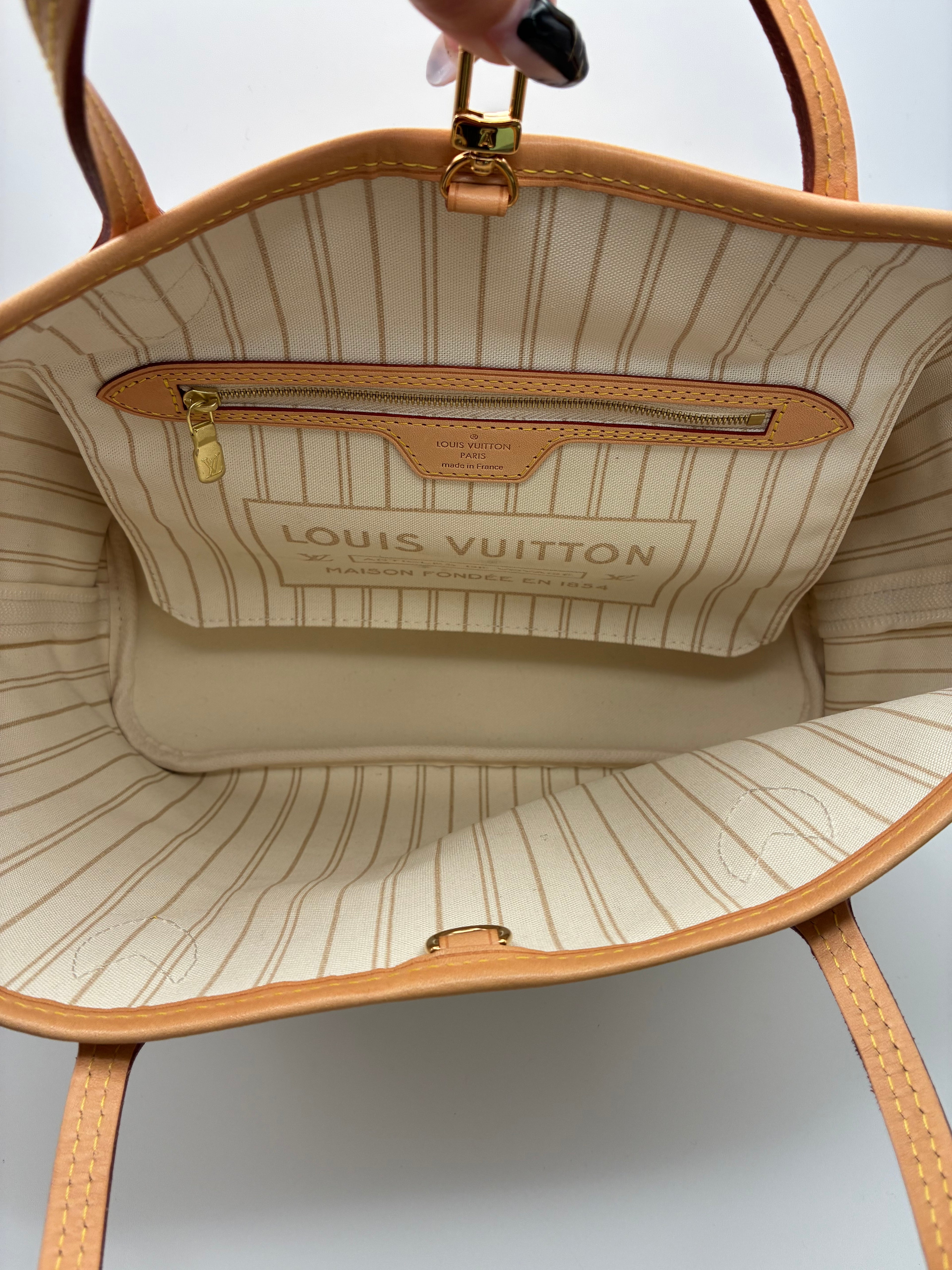 Louis Vuitton Neverfull PM