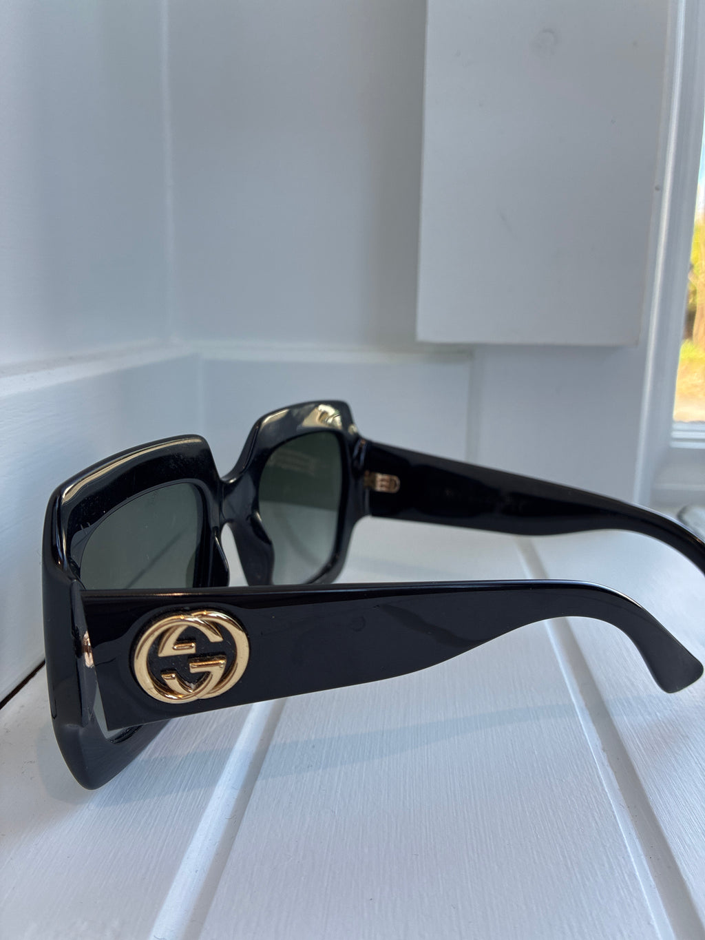 Gucci GG0053SN GG Interlocking Logo Square Sunglasses