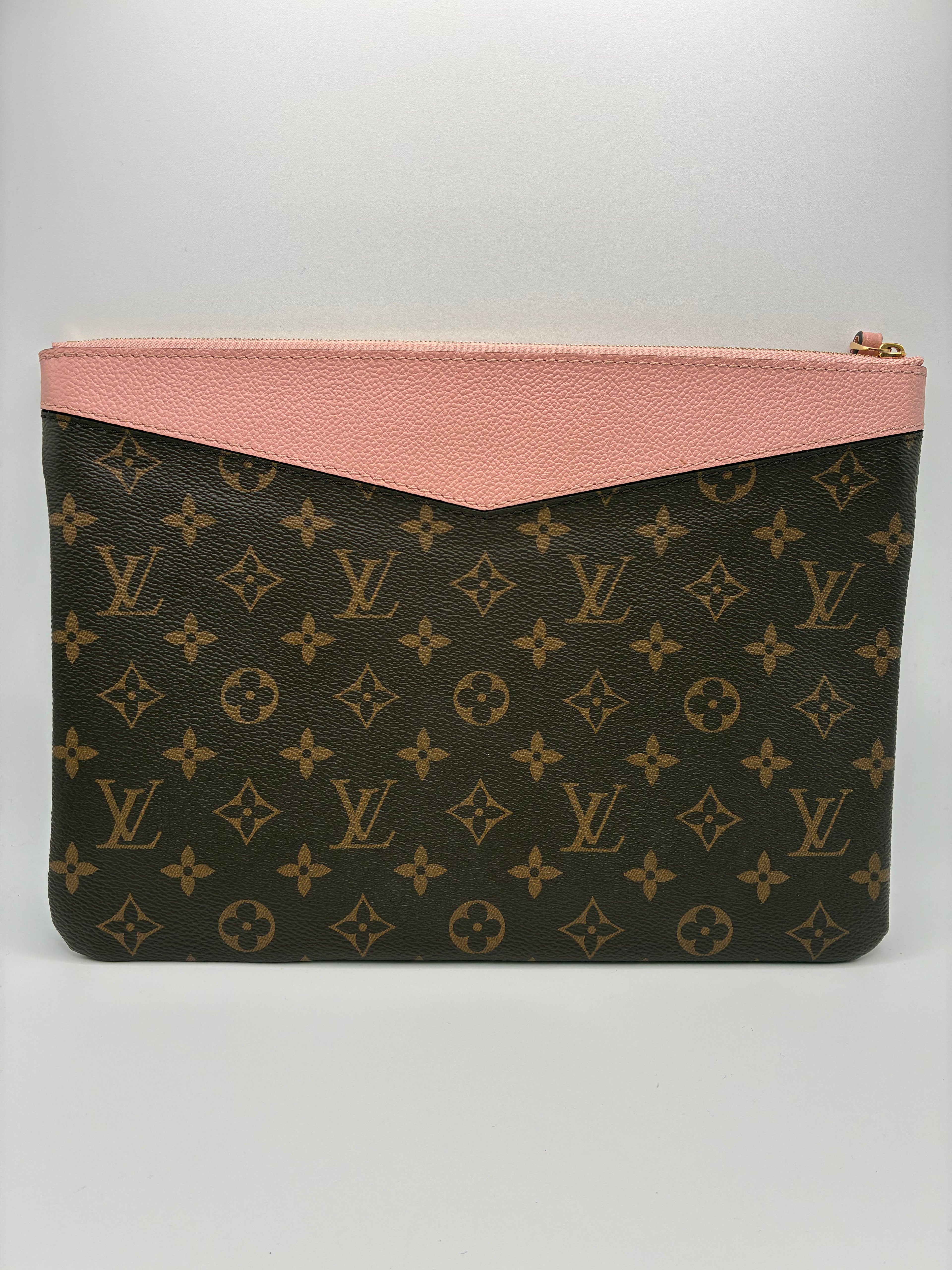 Louis Vuitton Daily Pouch - Rose Poudre