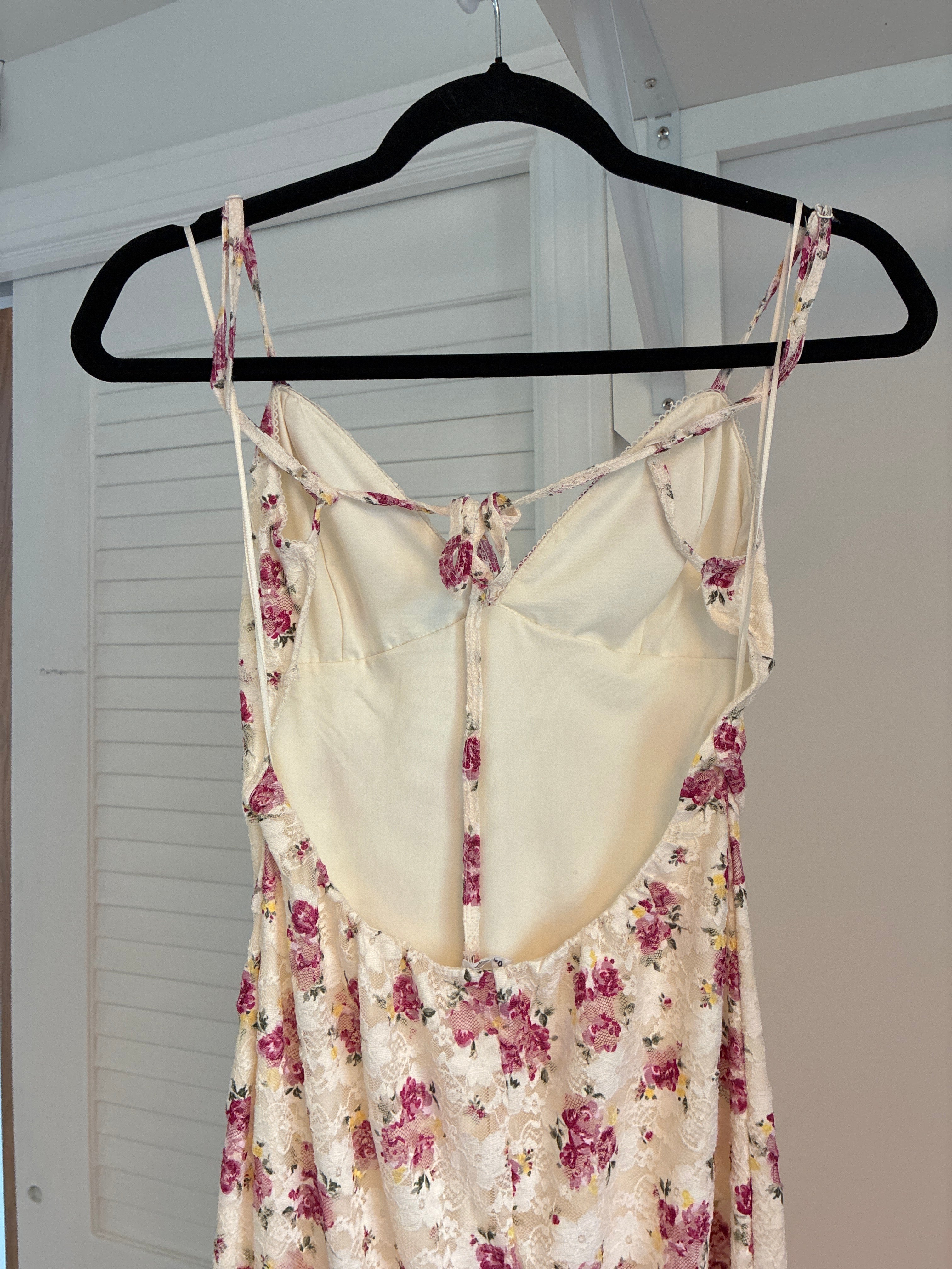 Garage Lace Floral Maxi-Dress