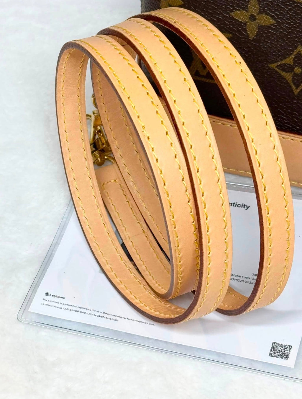 Louis Vuitton Alma BB - Like New