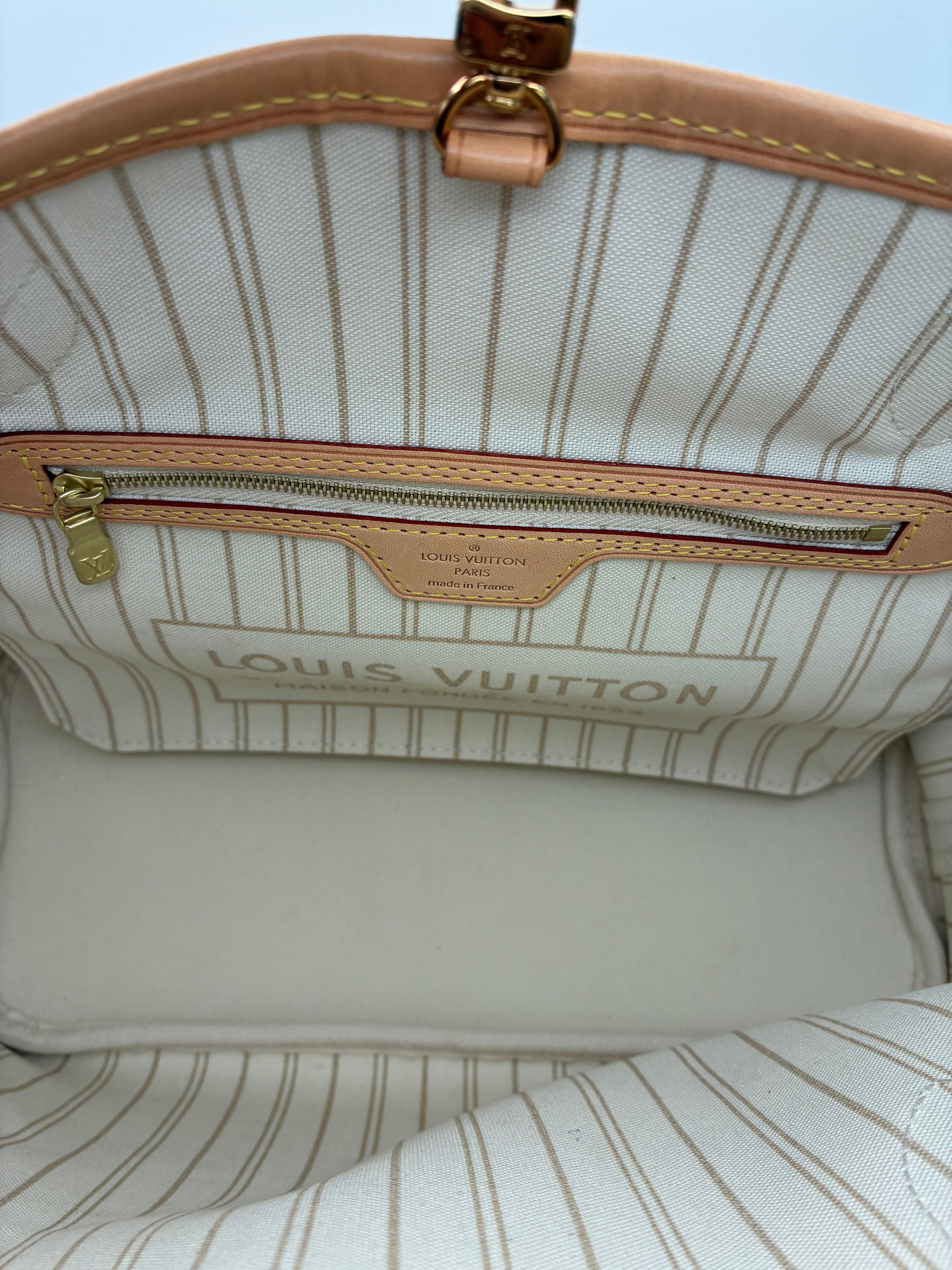 Louis Vuitton Neverfull PM