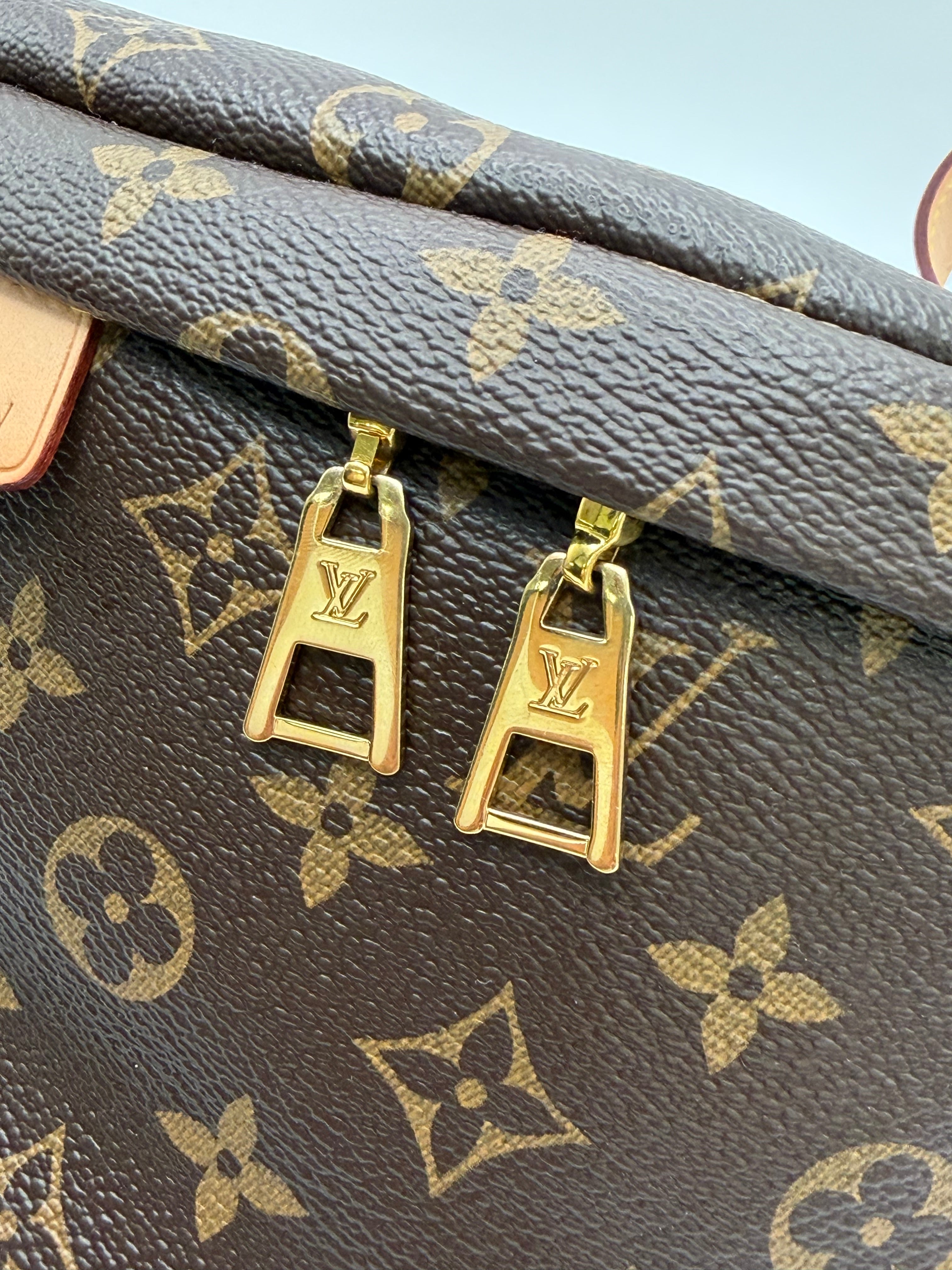 Louis Vuitton Bumbag