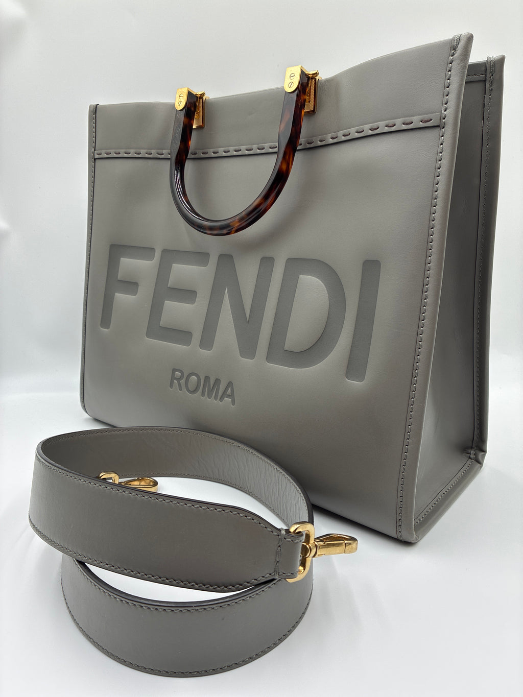 Fendi Vitello King Plexiglass Logo Embossed Medium Fendi Sunshine Shopper Tote Moon