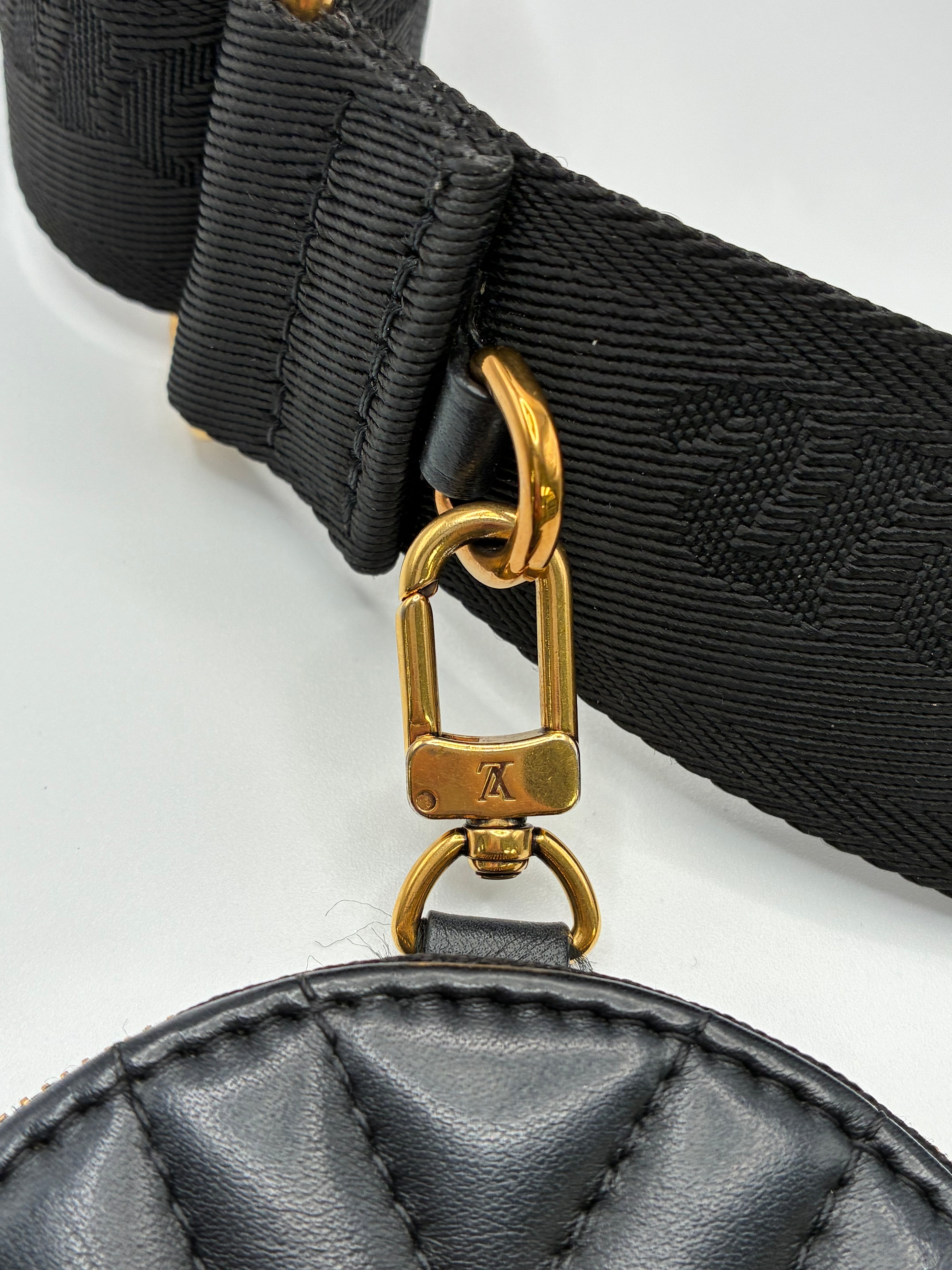 Louis Vuitton Calfskin New Wave Multi Pochette - Black Quilted Leather