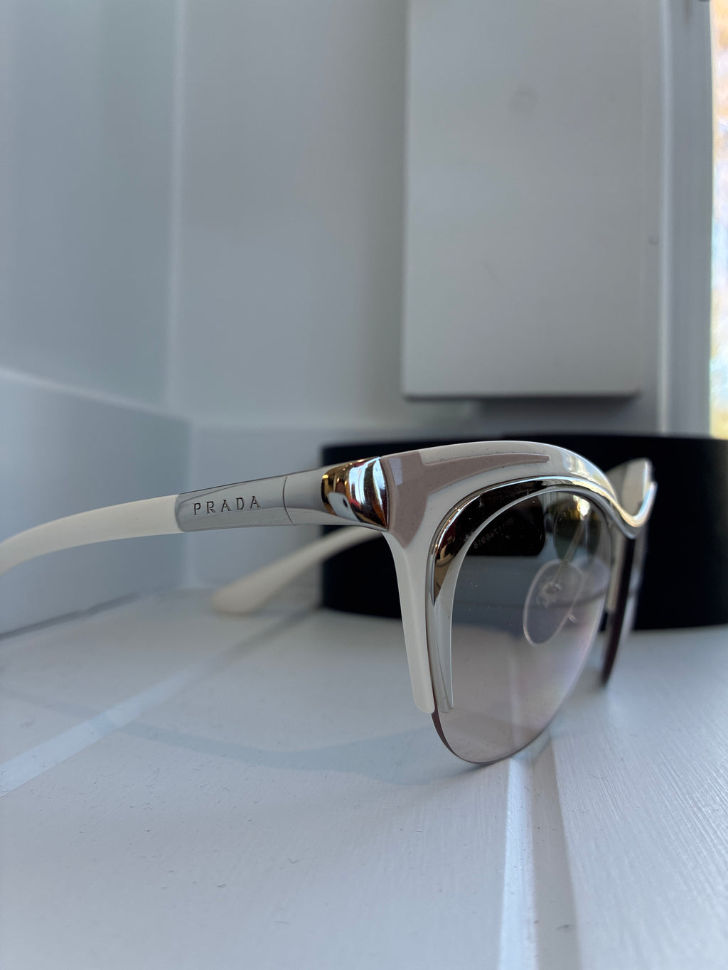 Prada 61O 49-17-140 Silver Brown/Ivory 1BC-1J1