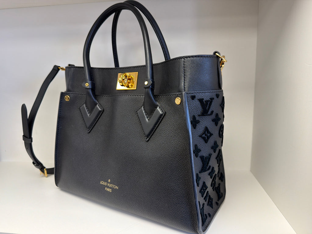 Louis Vuitton On My Side MM Noir - Limited Edition