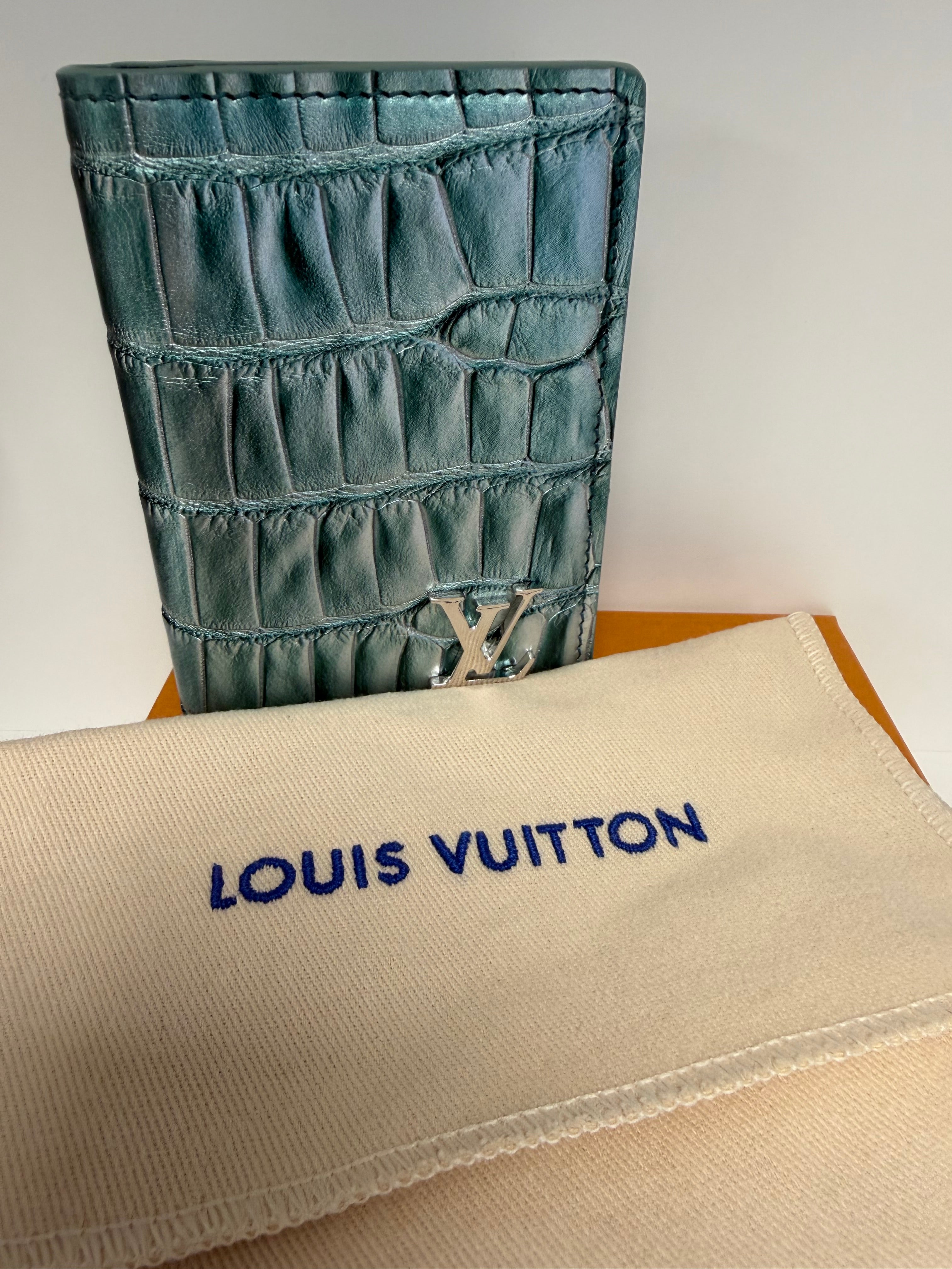 Louis Vuitton Rare!!! Alligator Pocket Organizer in Iridescent Green Exotic
