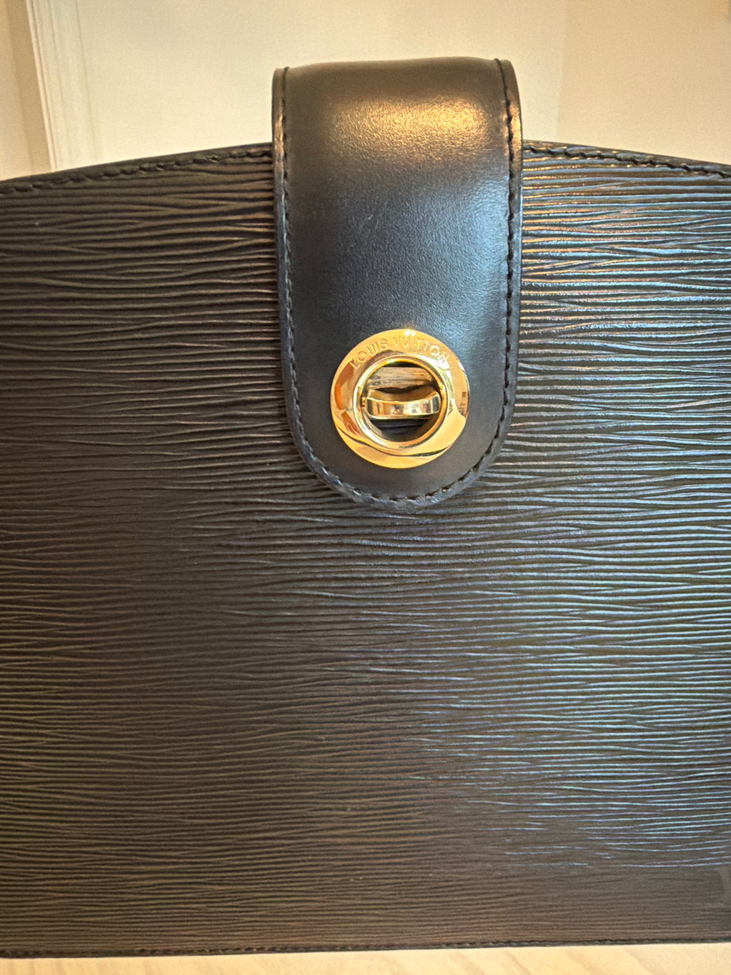 Louis Vuitton Capucines Noir Epi Crossbody