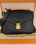 Louis Vuitton Pochette Metis Bag Black Empriente