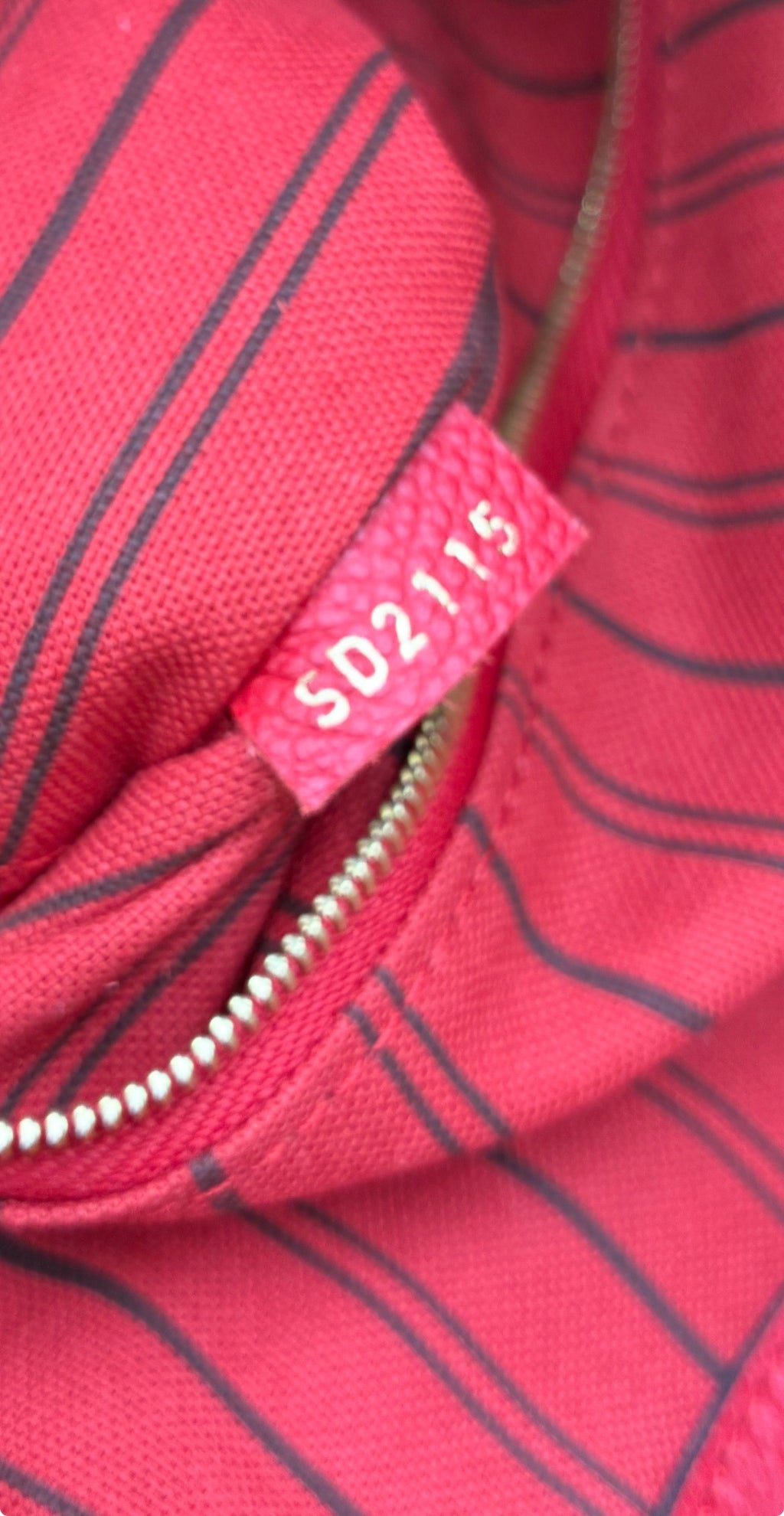 Louis Vuitton Monogram Empreinte Bagatelle cherry red