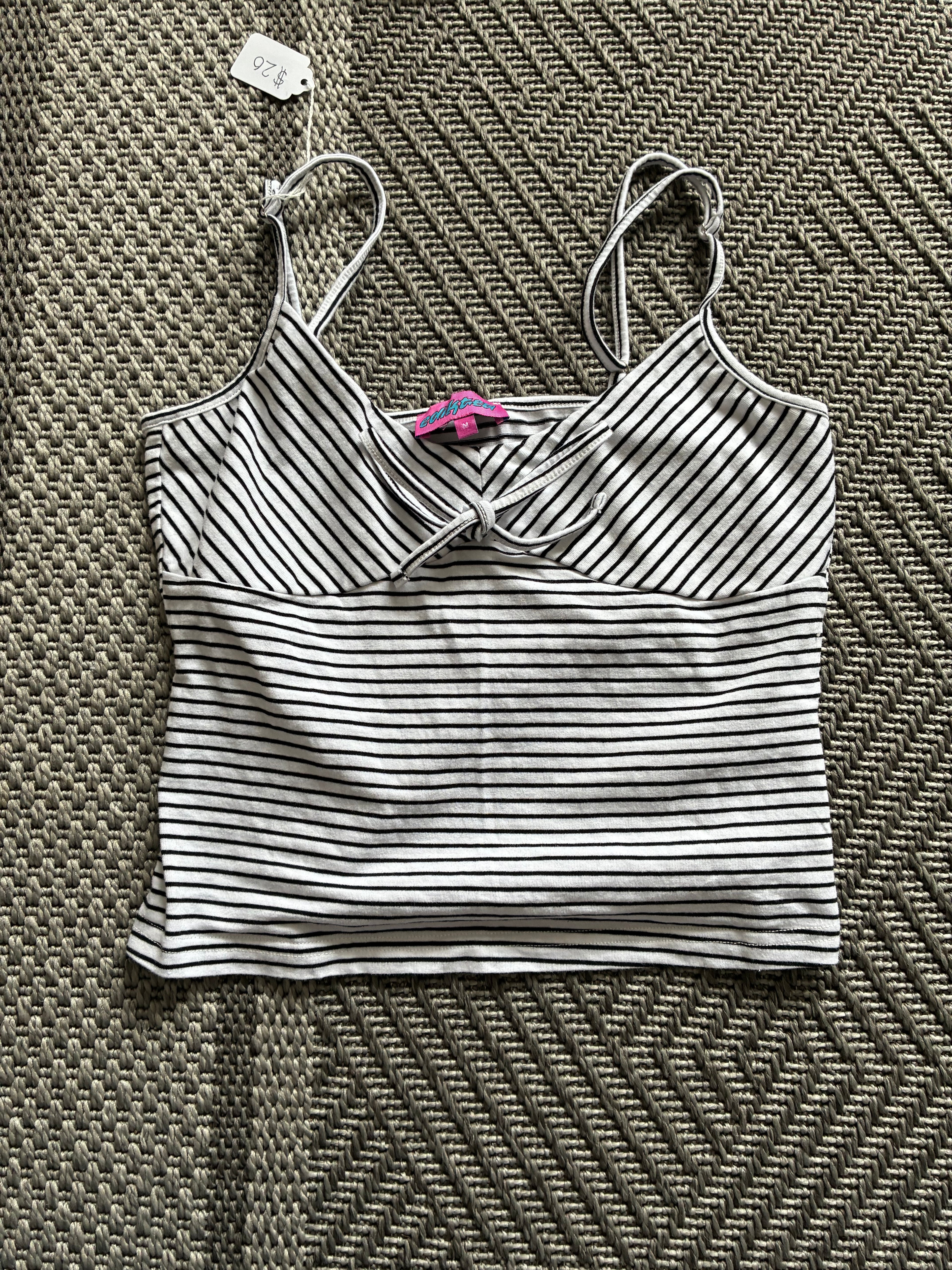 Edikted Tank top
