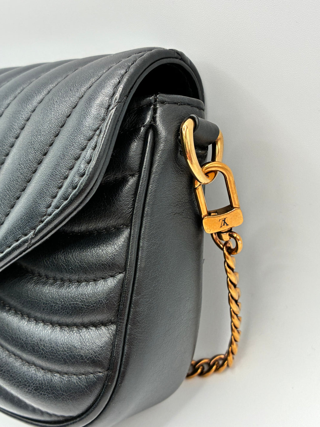 Louis Vuitton Calfskin New Wave Multi Pochette - Black Quilted Leather