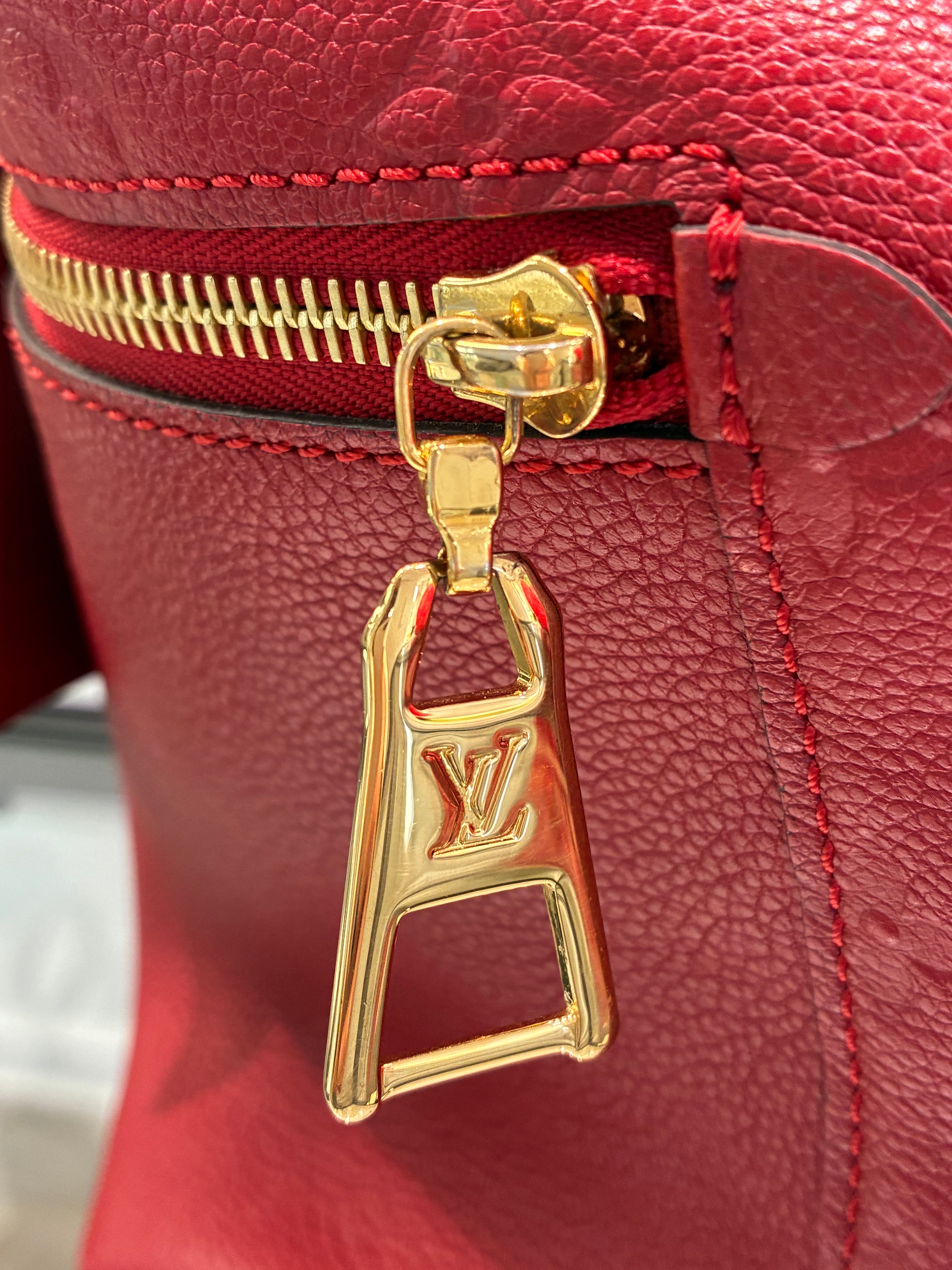 Louis Vuitton Empreinte Mélie Cherry Hobo